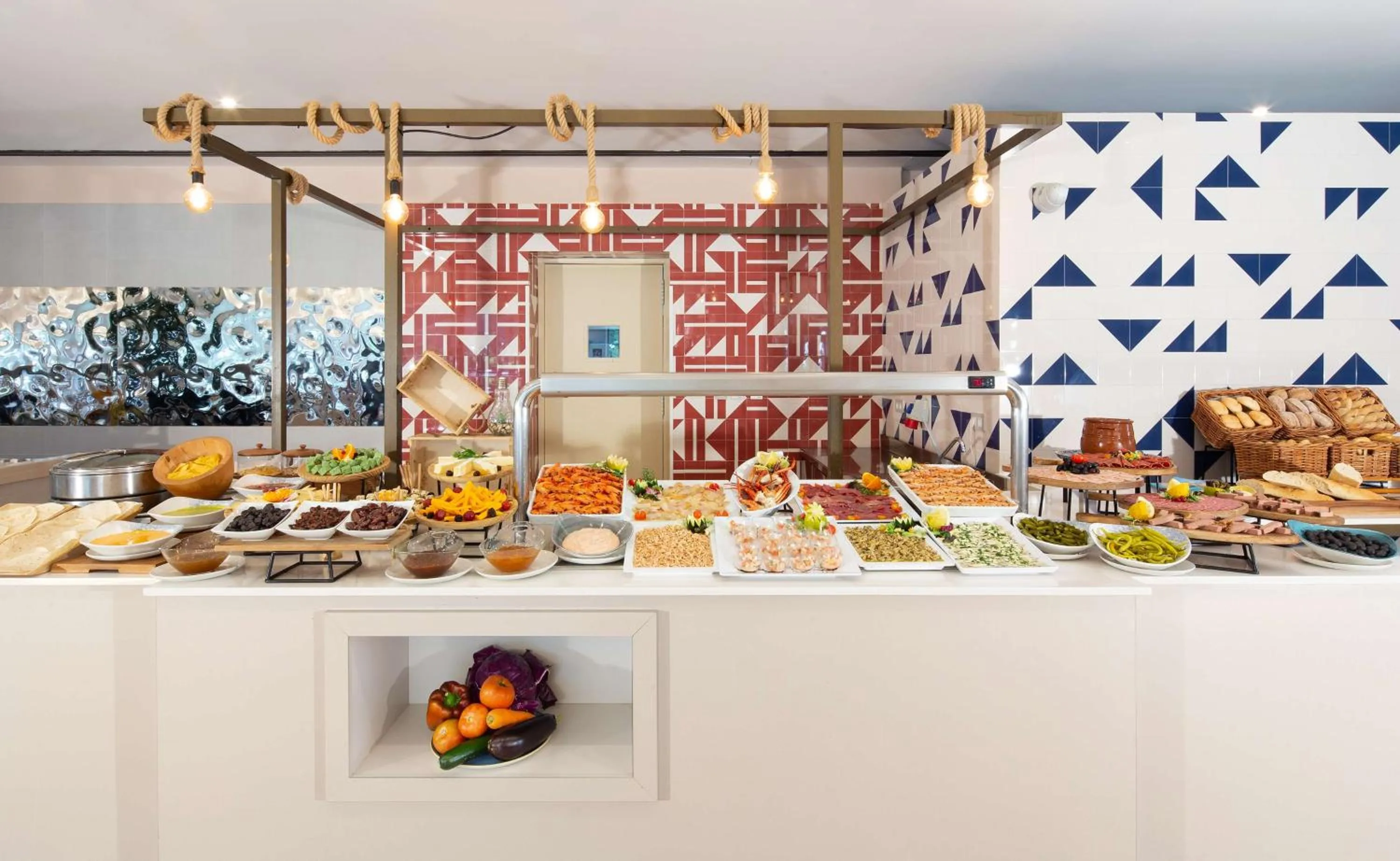 Restaurant/places to eat in DoubleTree by Hilton Islantilla Beach Golf Resort