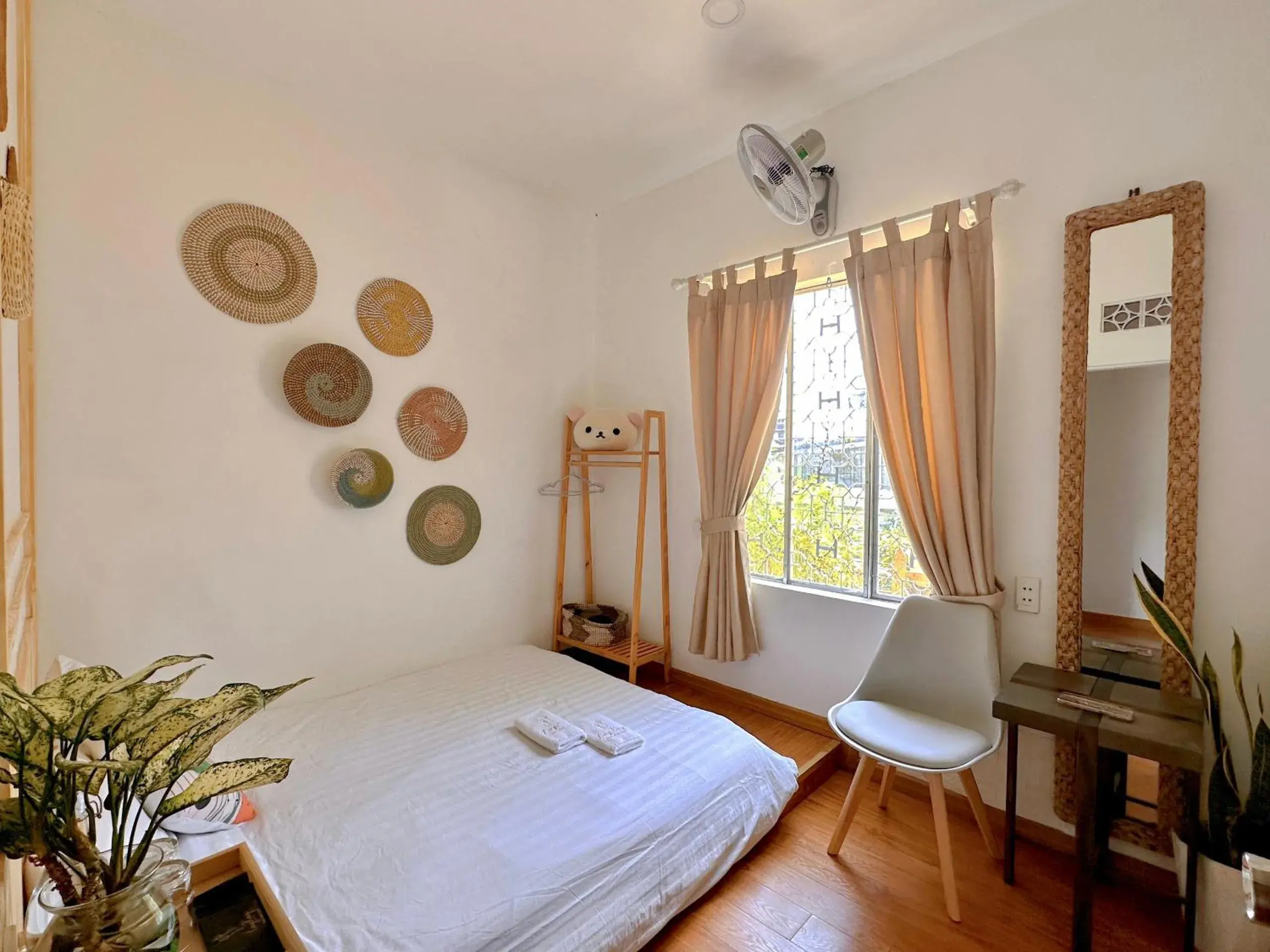 Double Room with Shared Bathroom in Lengkeng Da Lat Homestay Double Room with Shared Bathroom in Lengkeng Da Lat Homestay