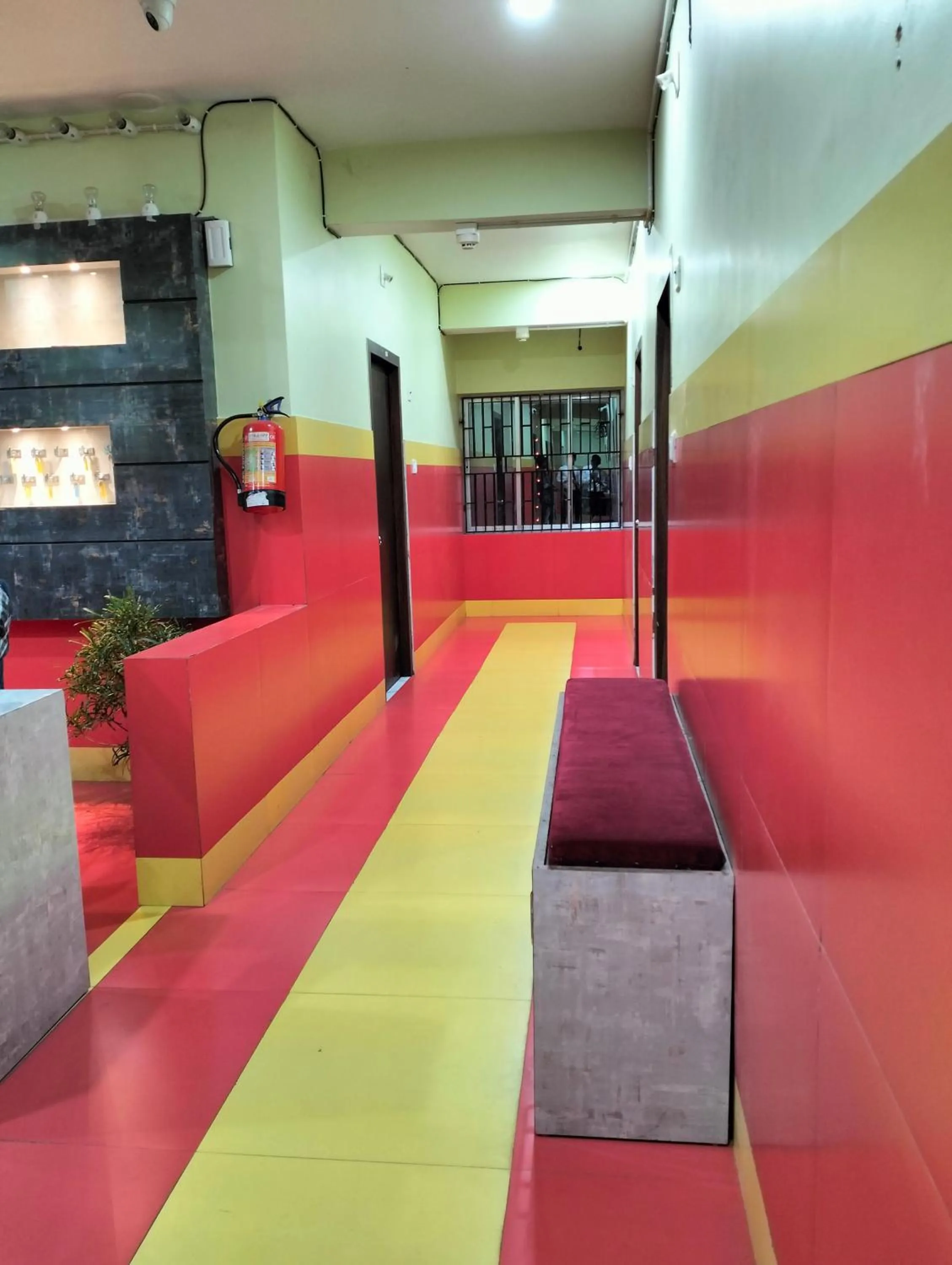 Property building in Hotel Saan Berhampore