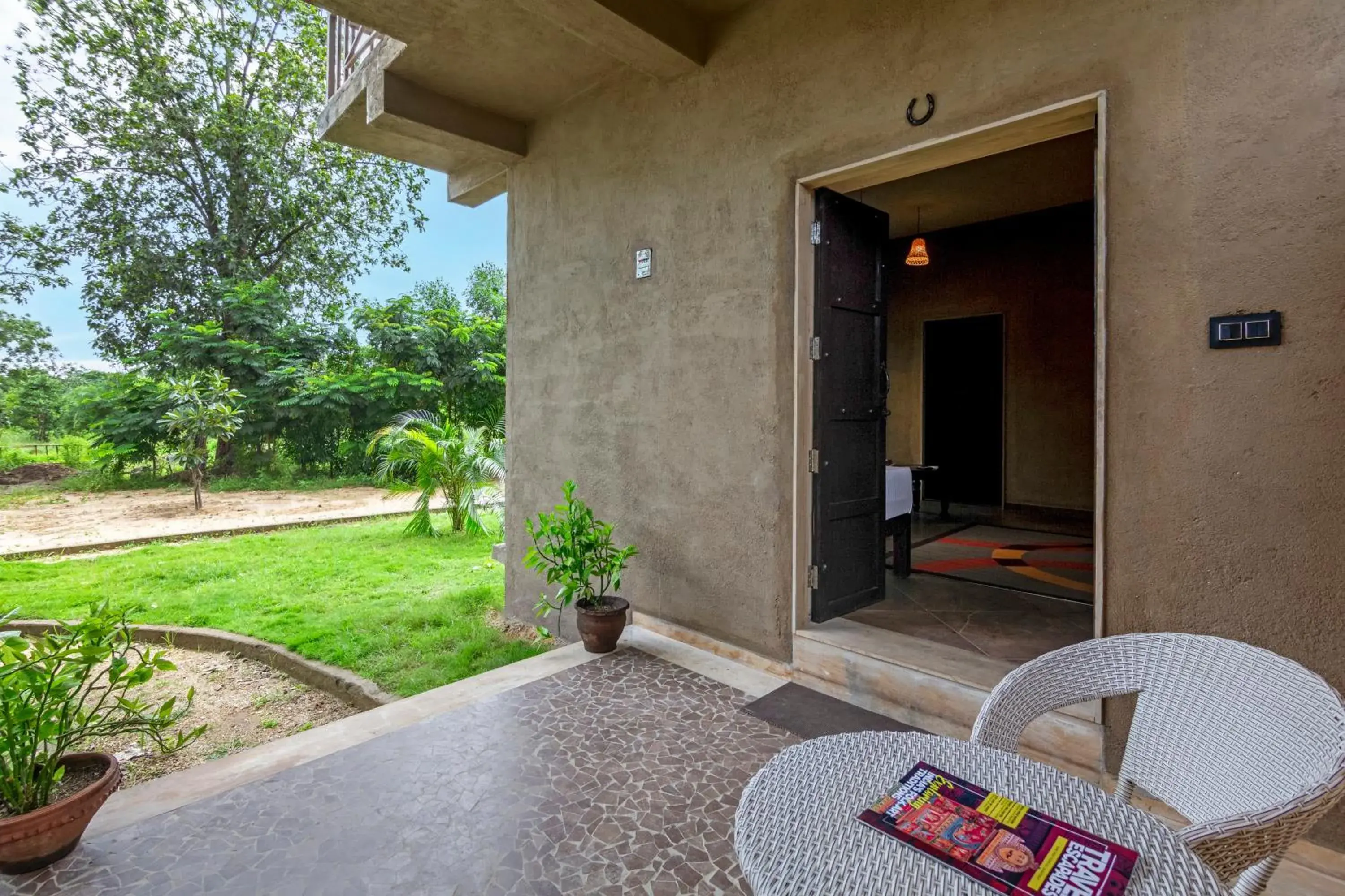 Garden View Premier Room with Sit Out in Sterling Orient Woods Pench Garden View Premier Room with Sit Out in Sterling Orient Woods Pench