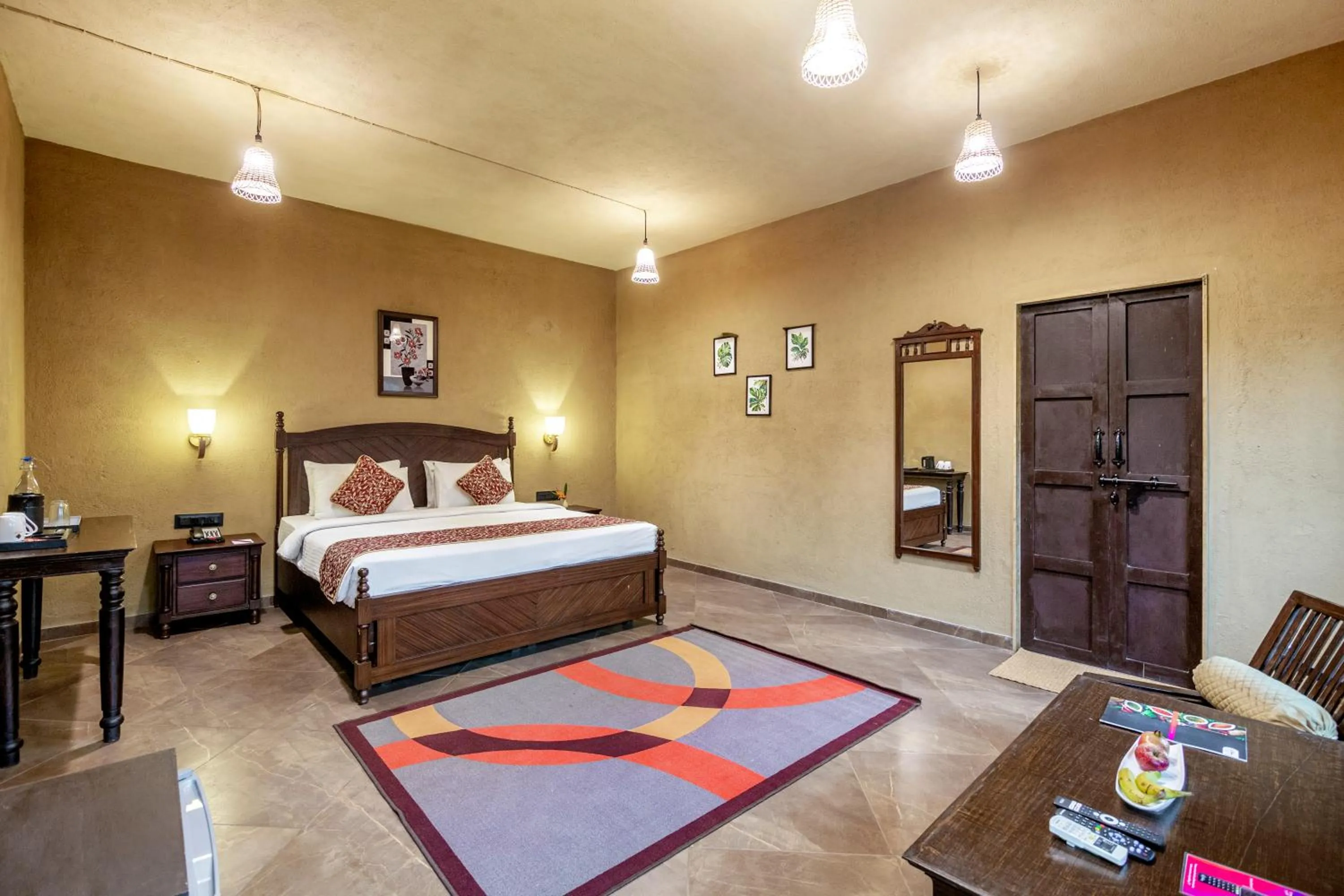 Bed in Sterling Orient Woods Pench