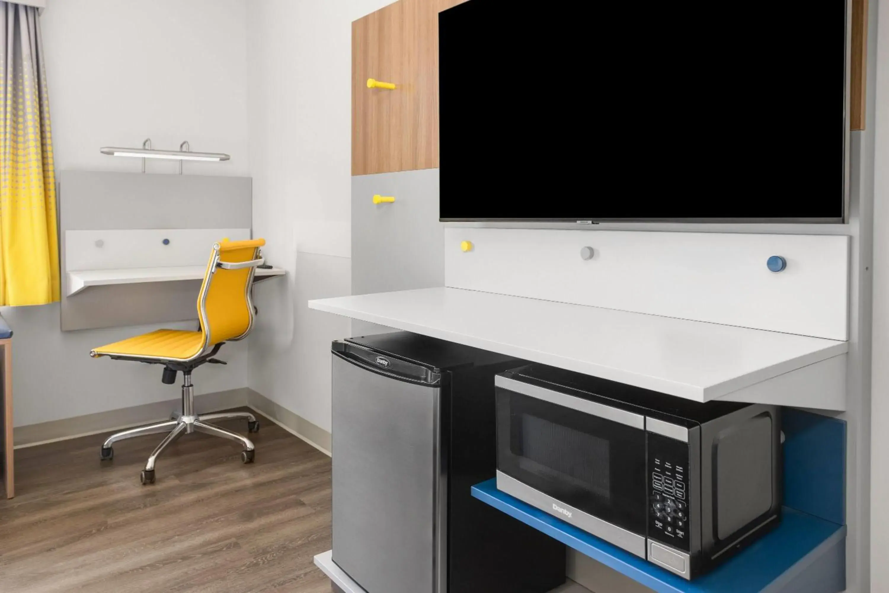 Photo of the whole room in Microtel Inn & Suites by Wyndham Rehoboth Beach Photo of the whole room in Microtel Inn & Suites by Wyndham Rehoboth Beach