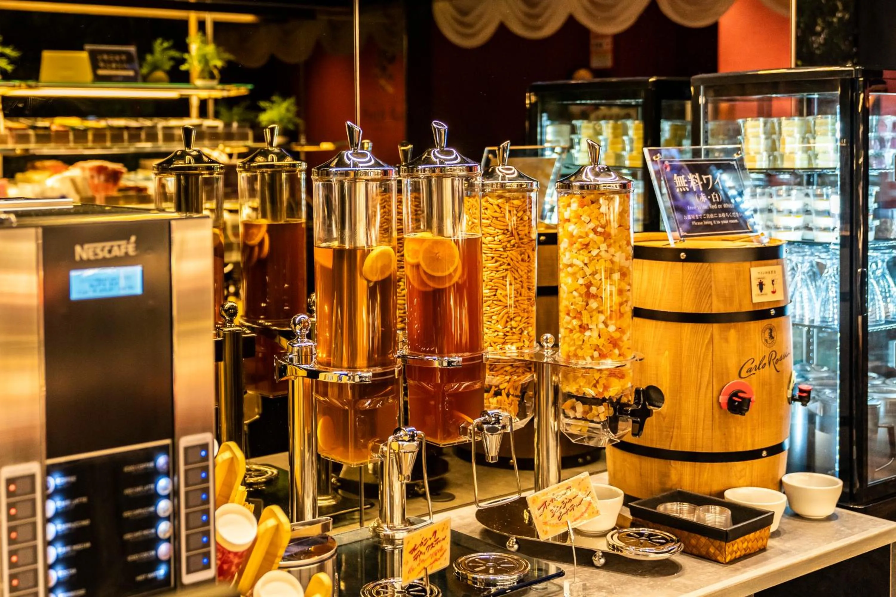 Drinks in Petit Bali Forest Shinjuku Sanchōme