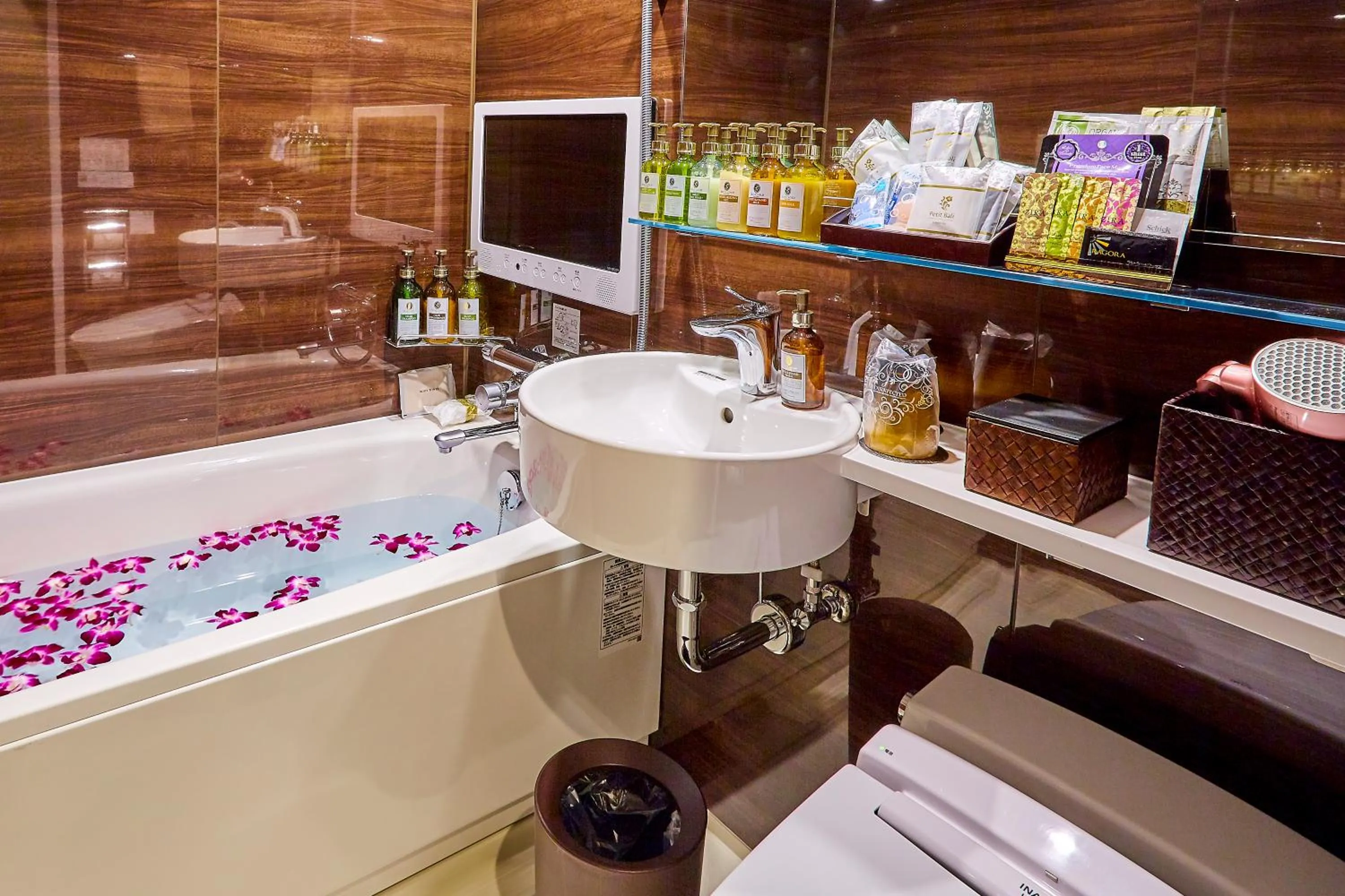 Bathroom in Petit Bali Ikebukuro