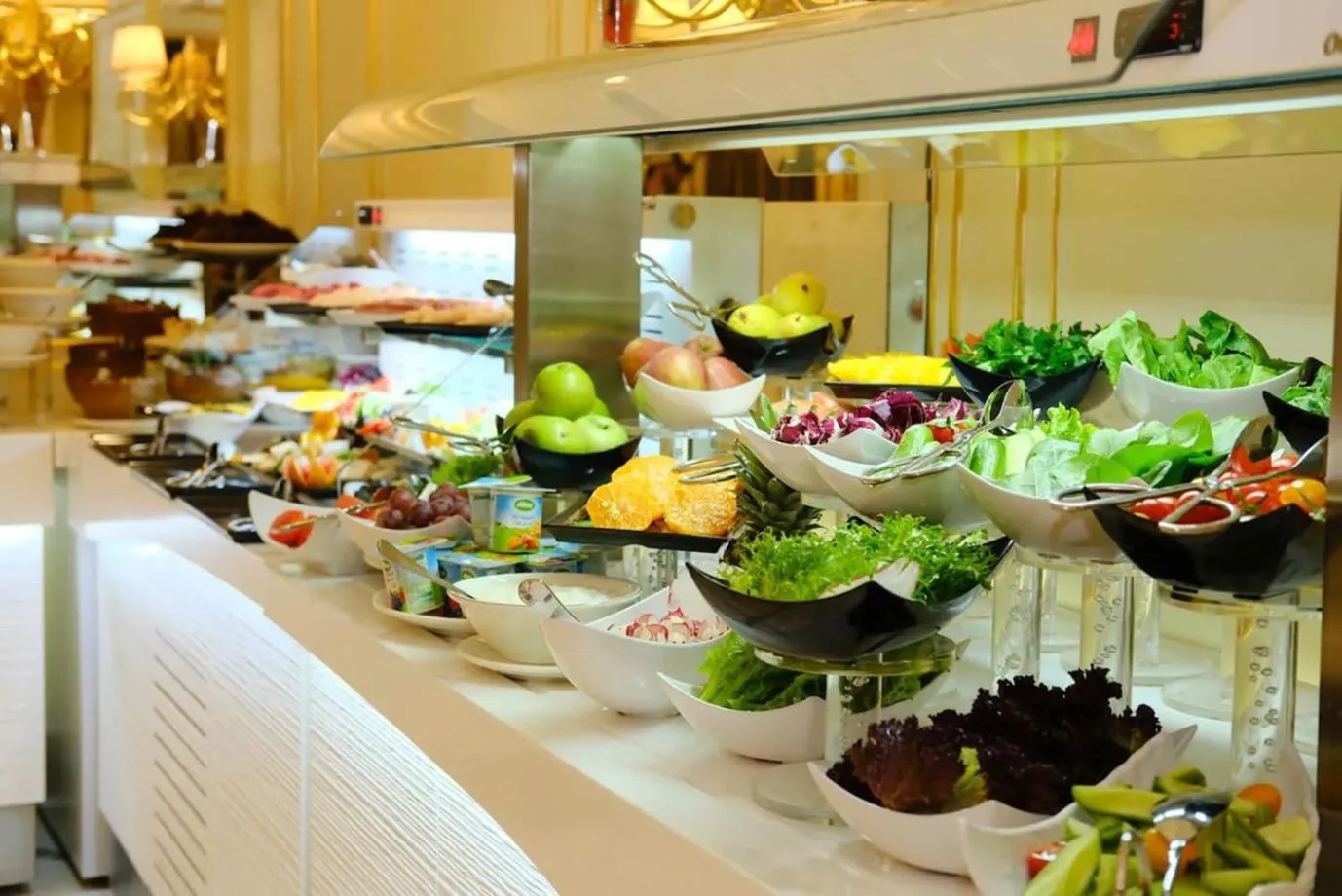 Breakfast in Dekalb Hotel