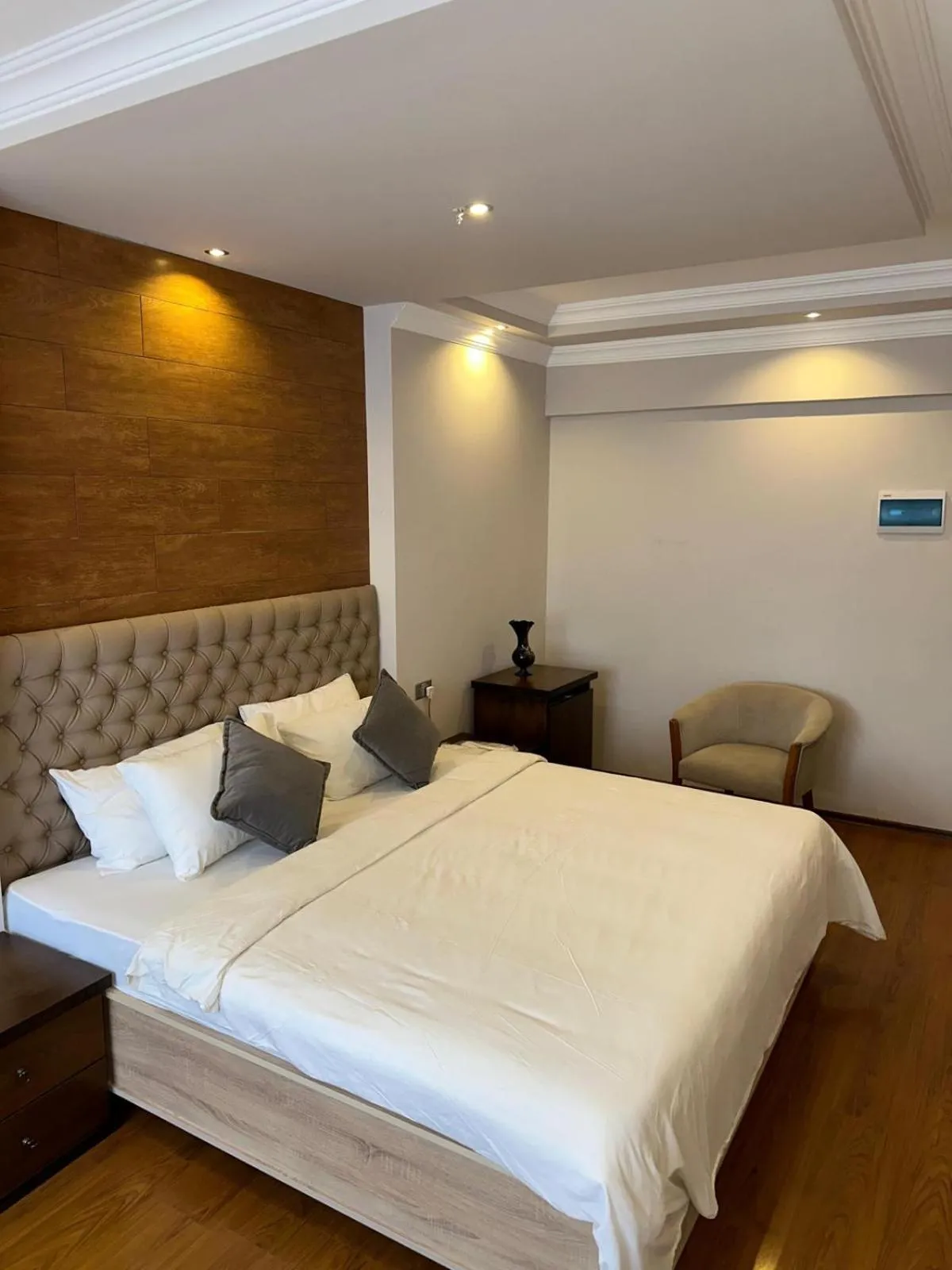 Bed in Mountain View Hotel