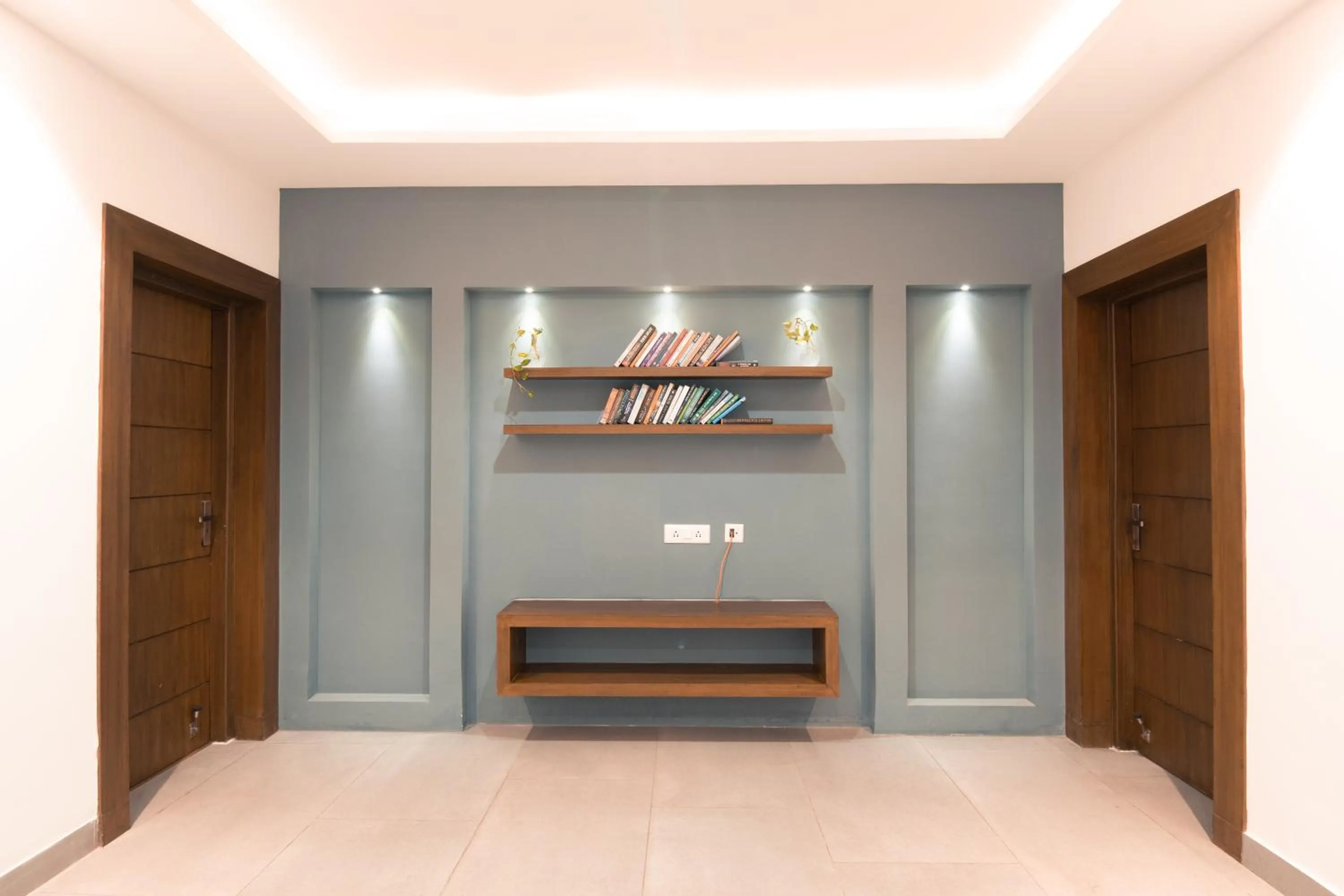 Library in Athulya Residence Suite Rooms