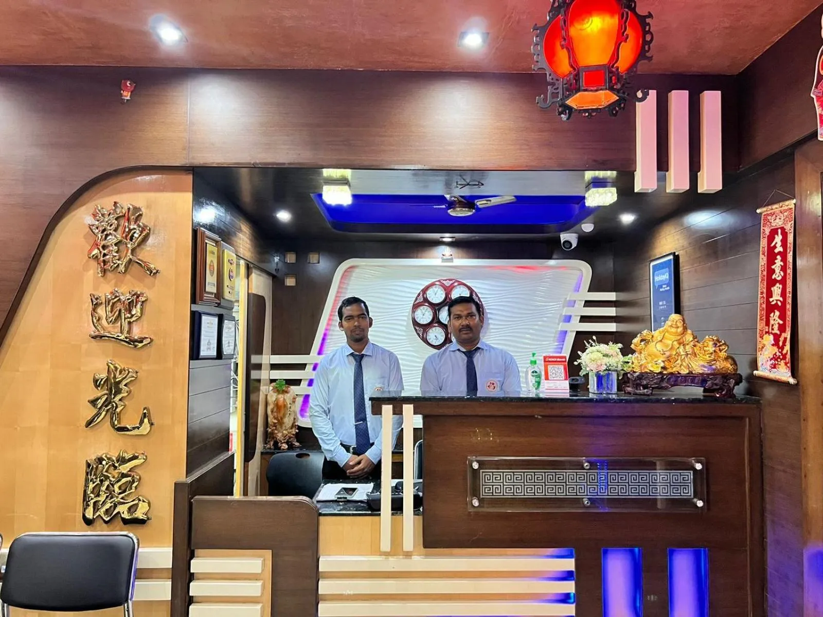 Hotel Lee Garden Near to Blue Flag Beach 500 Mtrs