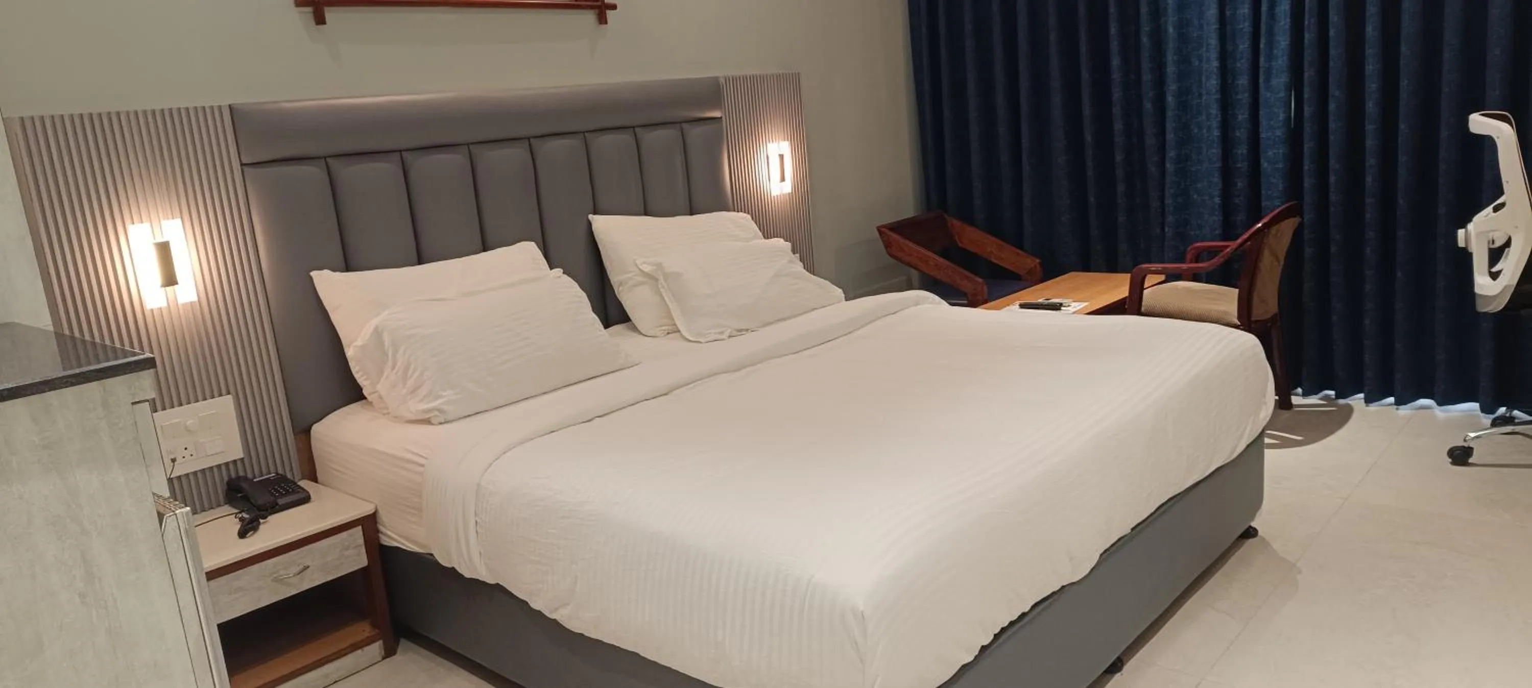 Bedroom, Bed in Hotel Lee Garden Near to Blue Flag Beach 500 Mtrs