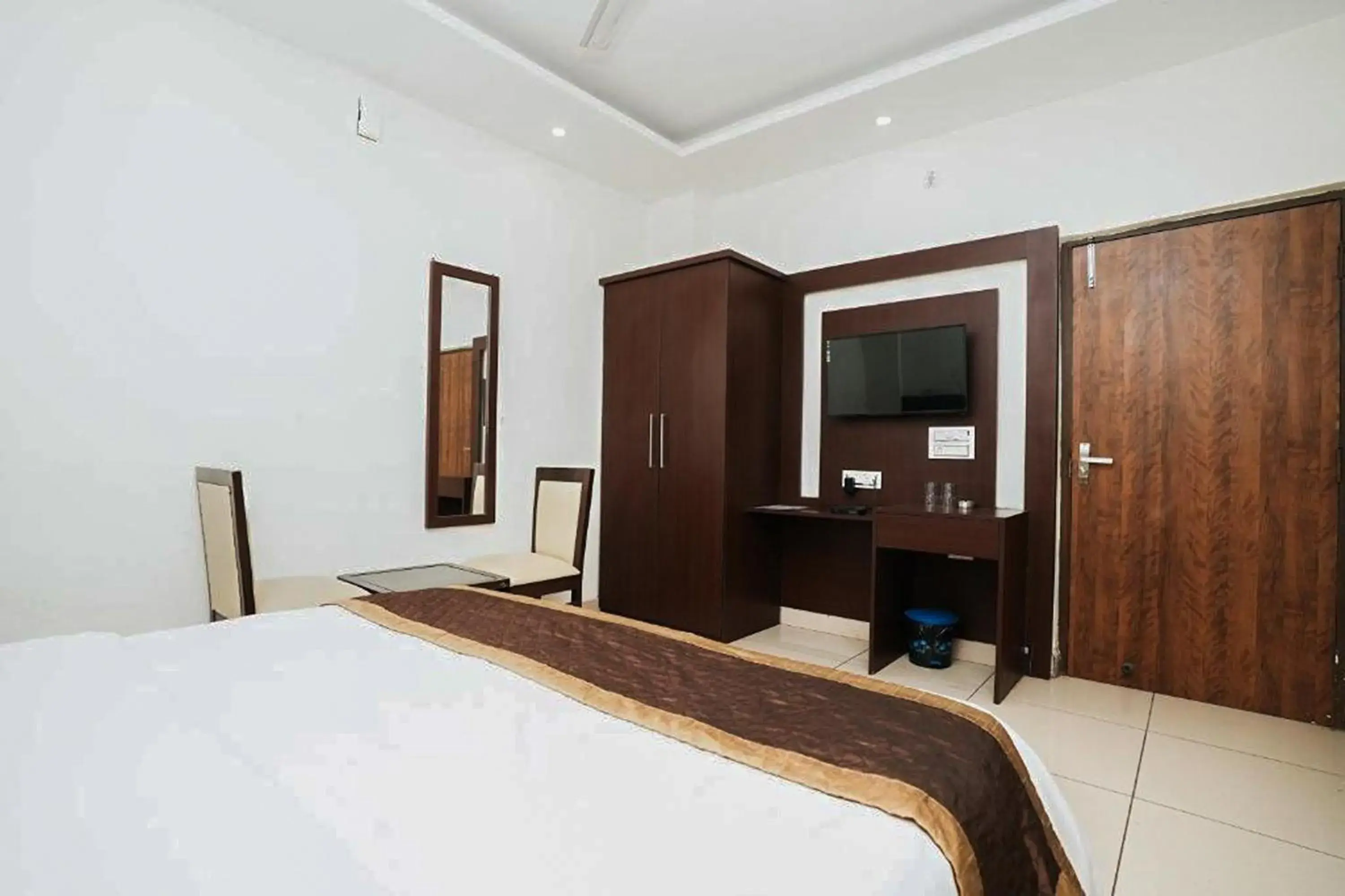 Bedroom, Bed in Hotel The 7 Seas Bedroom, Bed in Hotel The 7 Seas