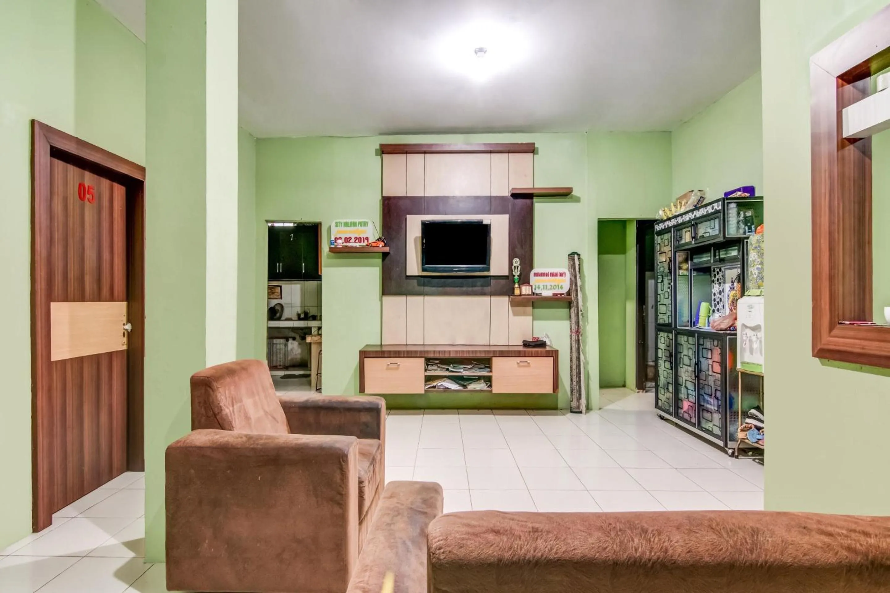 Lobby or reception in Hotel O Nayla Homestay Syariah Near Koro Koro Panam, Karaoke, Pool, & Cafe