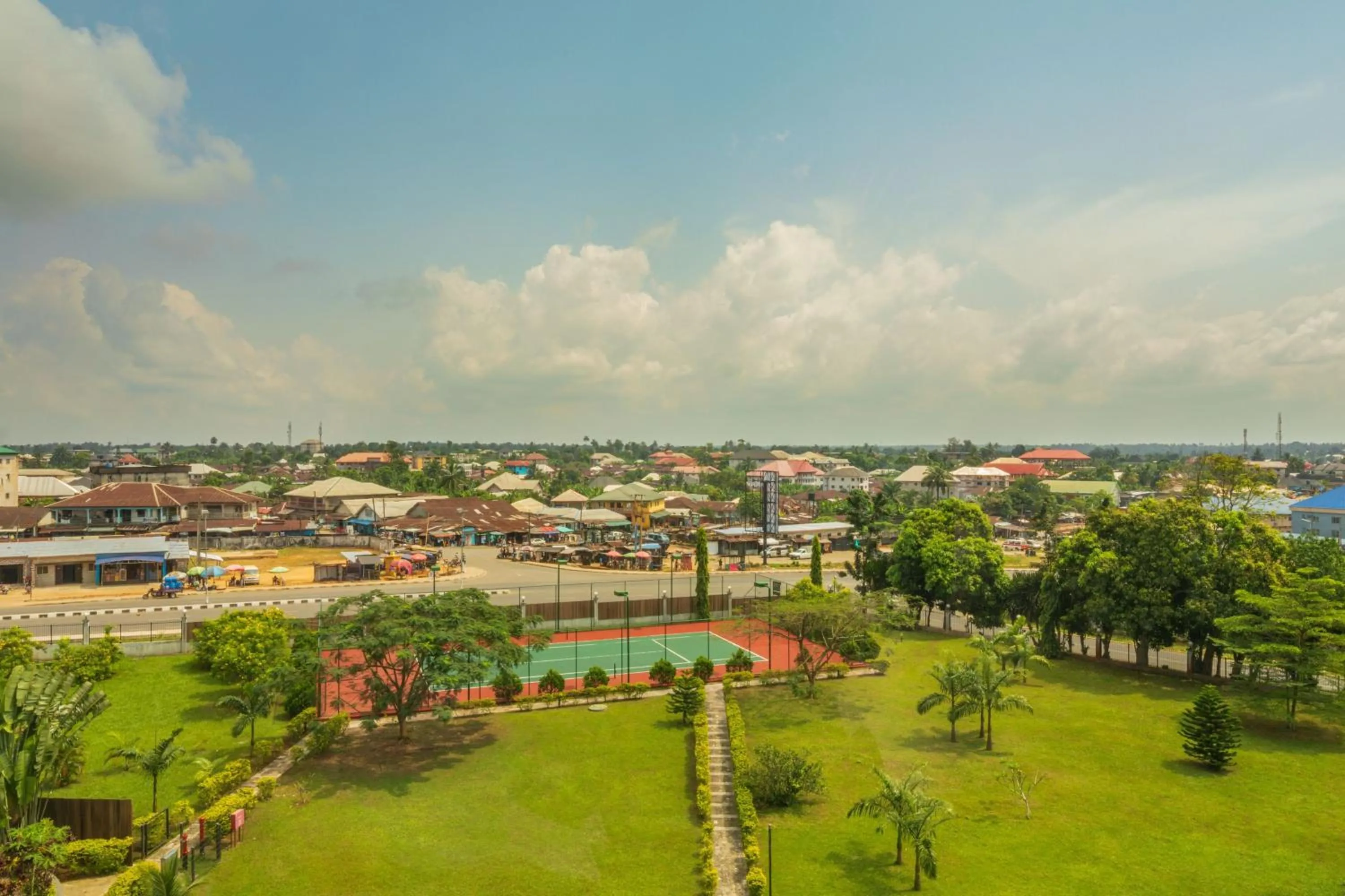 Tennis court in Four Points by Sheraton Ikot Ekpene