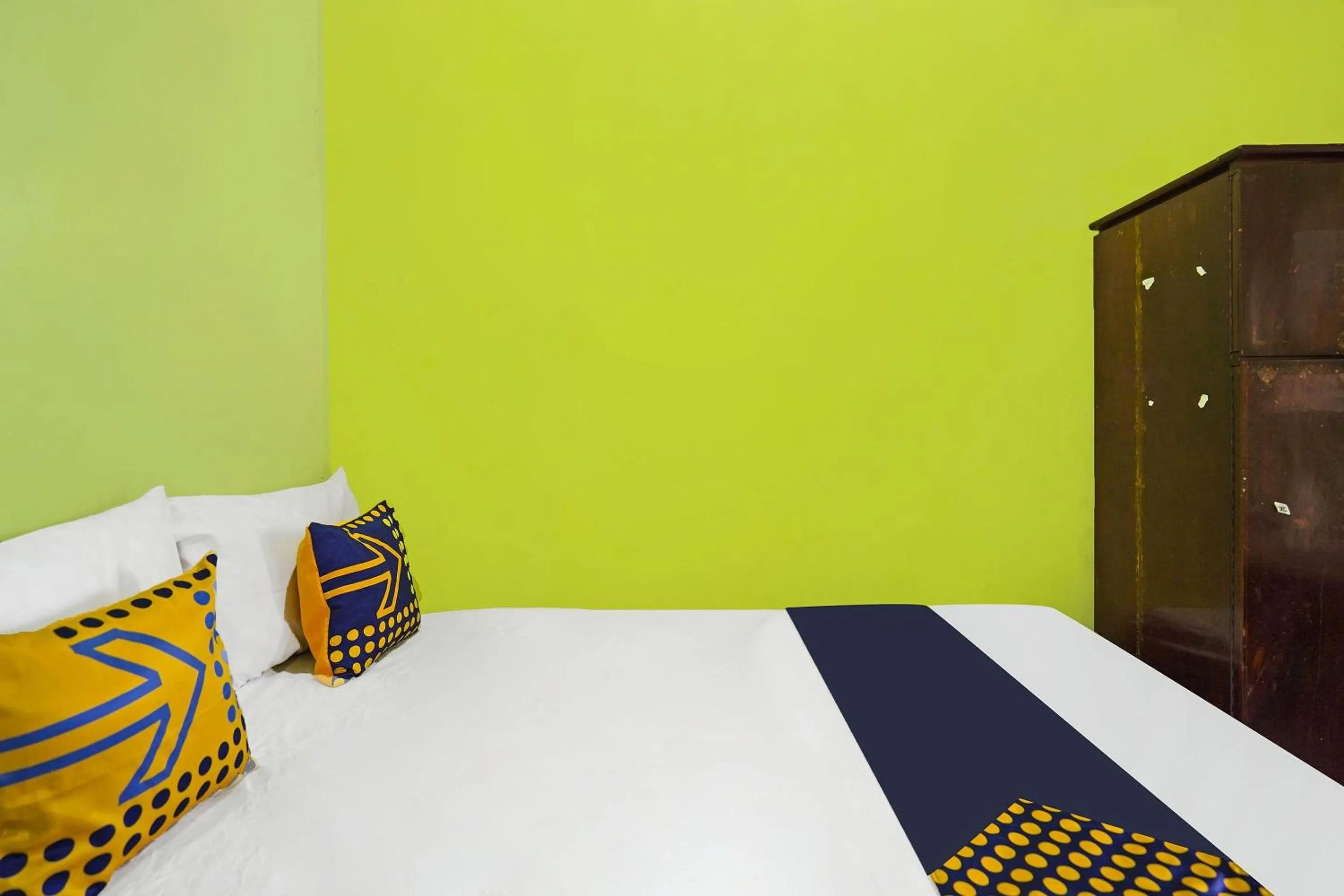 Bedroom, Bed in OYO Life 91869 Insan Mulia Kost Syariah