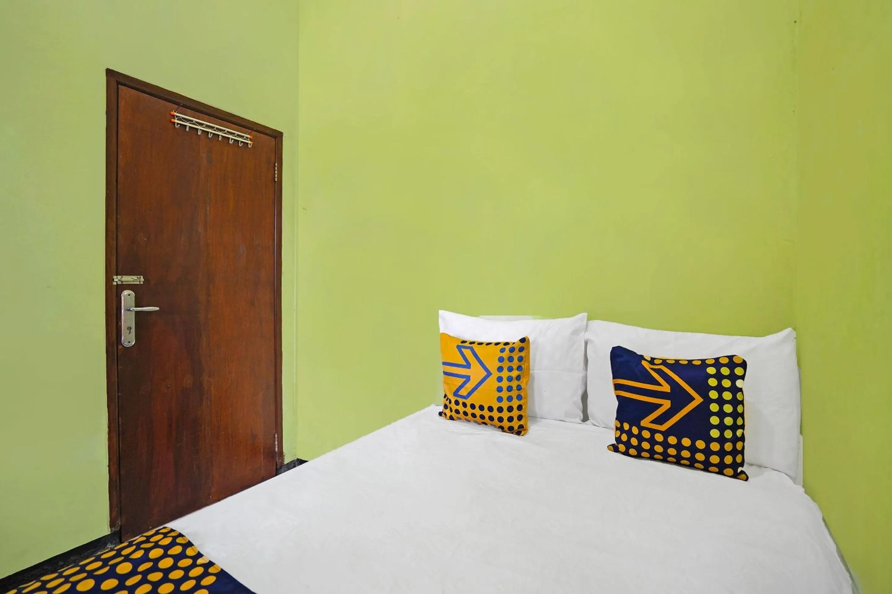 Bedroom, Bed in OYO Life 91869 Insan Mulia Kost Syariah