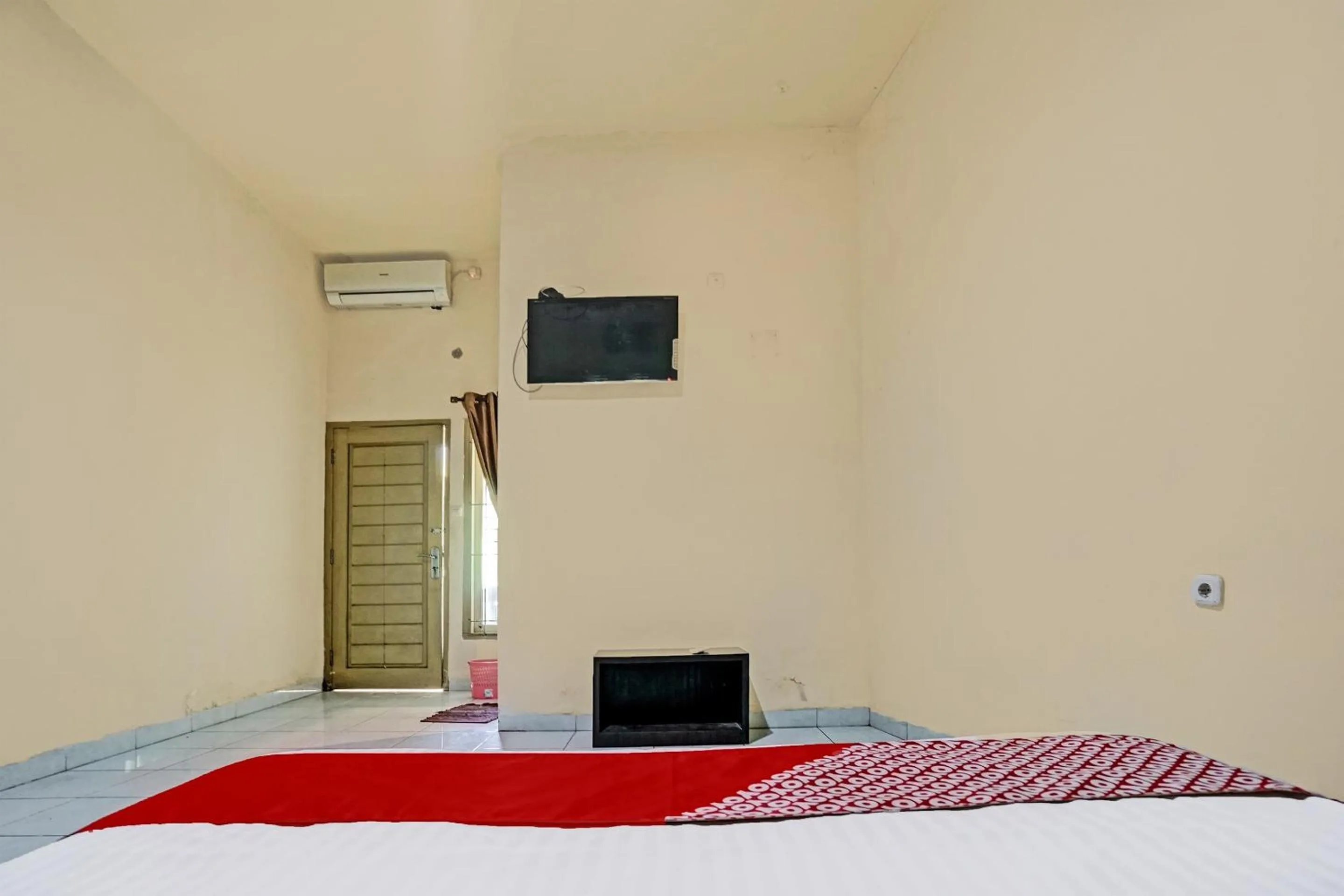 Bedroom, Bed in OYO Life 91873 Nugraha Kost