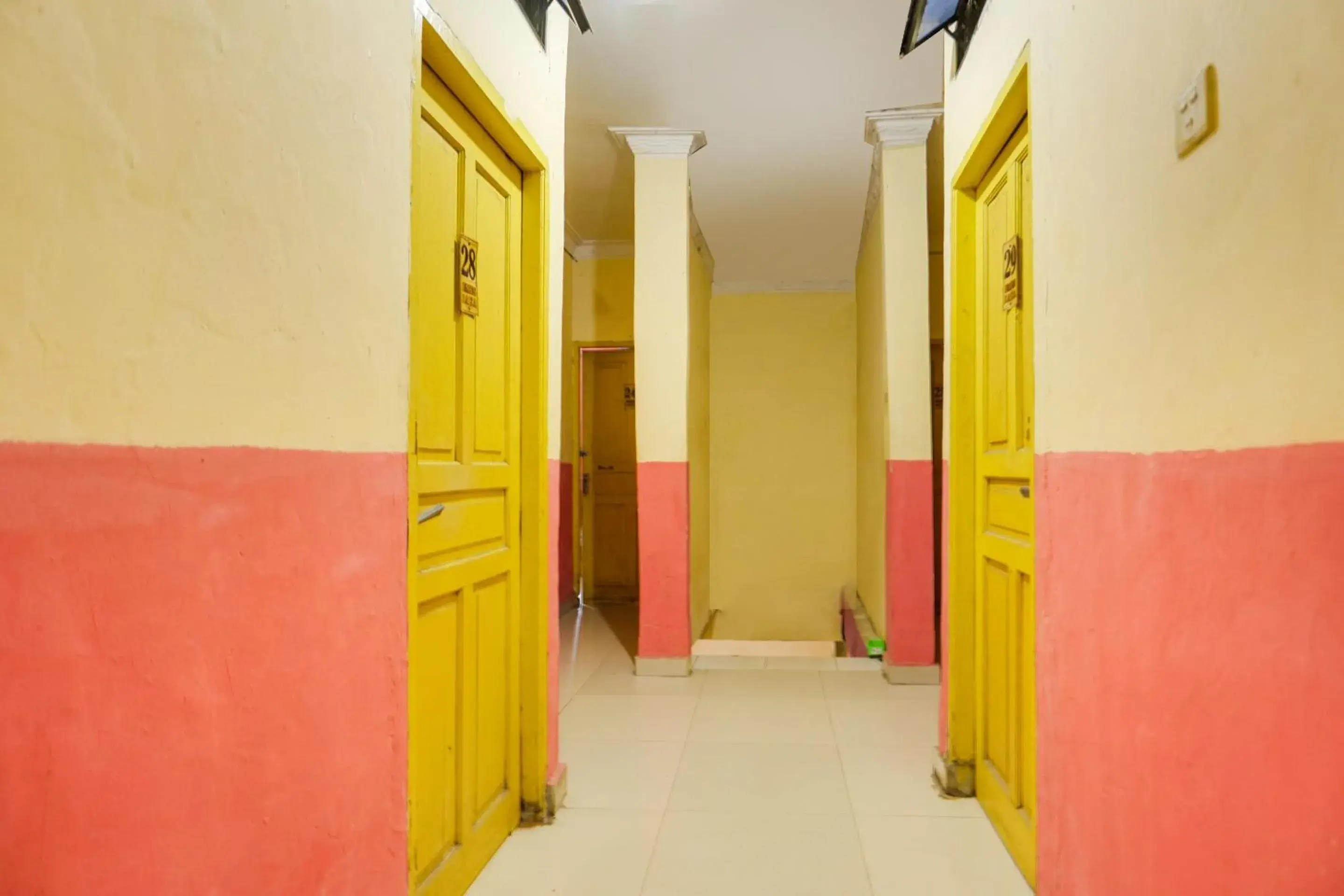 Lobby or reception in Hotel O Emes Jaya HomestayNearSamsung Electronic Indonesia PT Lobby or reception in Hotel O Emes Jaya HomestayNearSamsung Electronic Indonesia PT