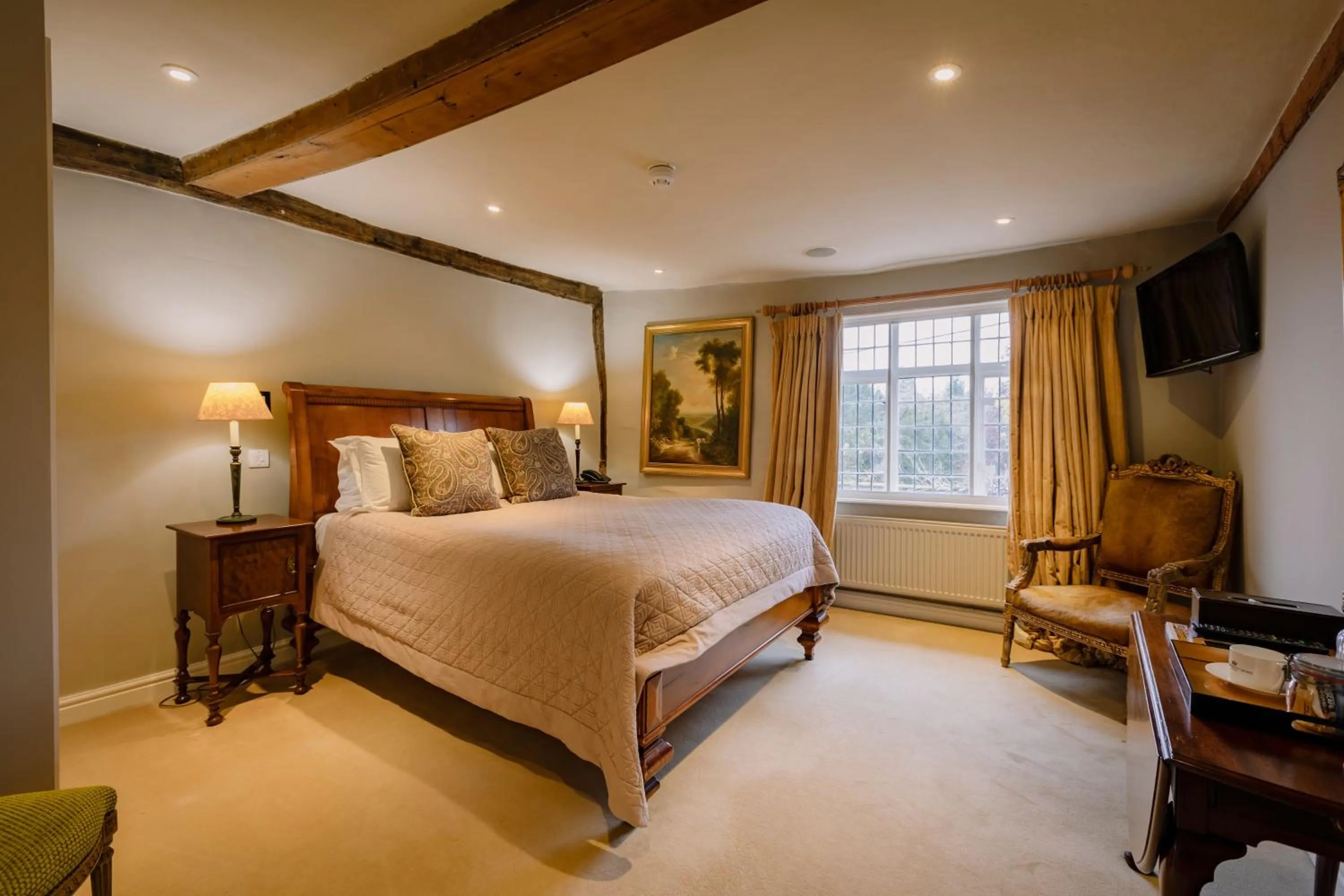 Bedroom, Bed in The Crown, Bildeston