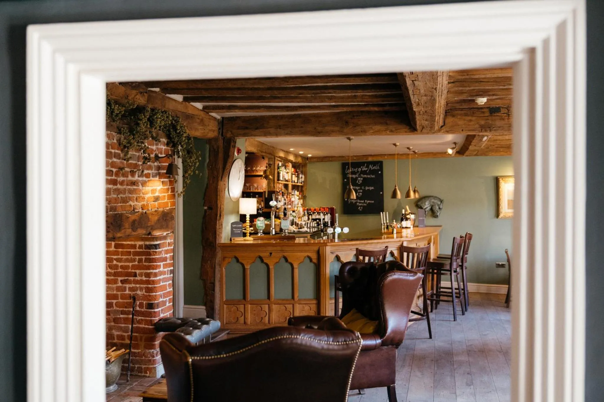 Drinks in The Crown, Bildeston