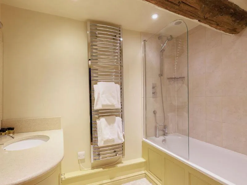 Bathroom in The Crown, Bildeston