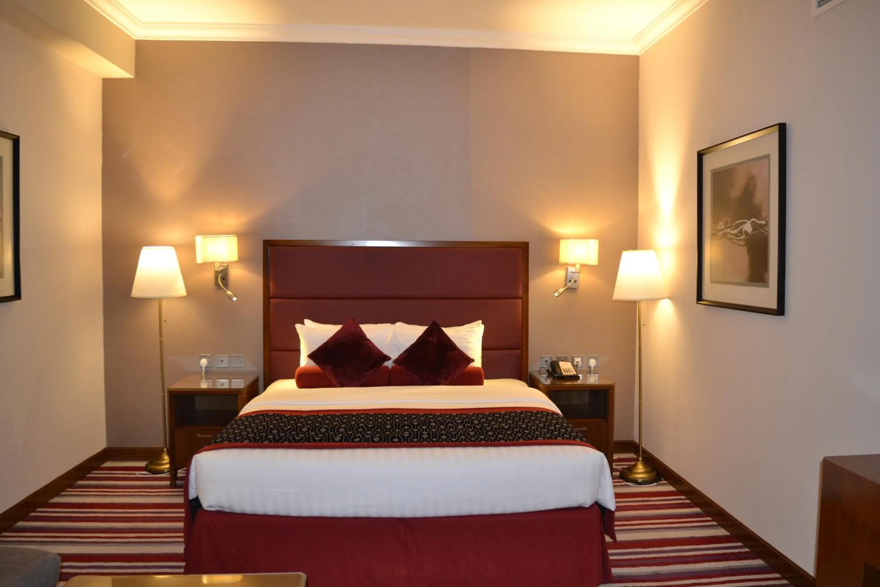 Bed in Wonder Palace Hotel Qatar