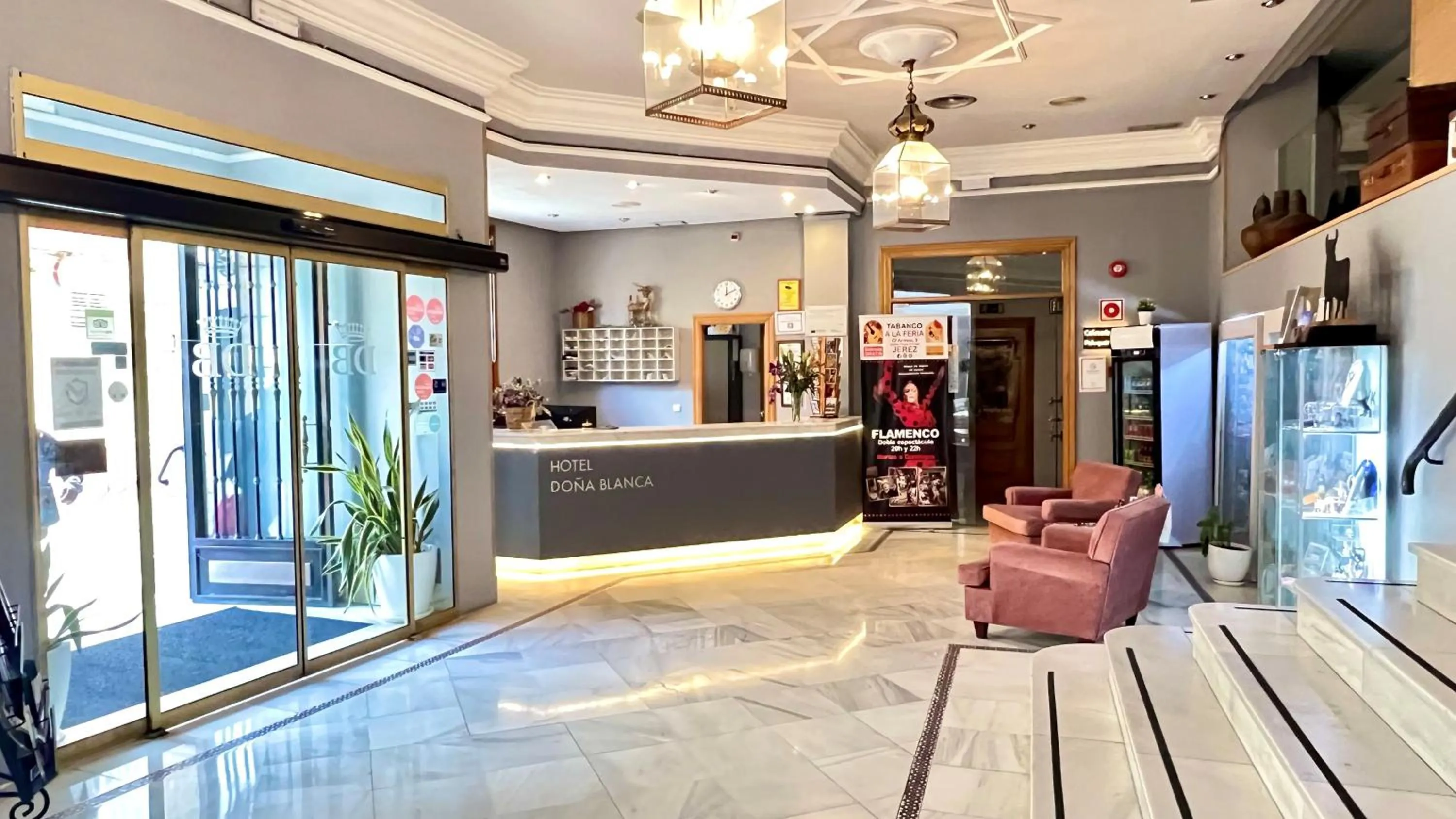 Lobby or reception in Hotel Doña Blanca