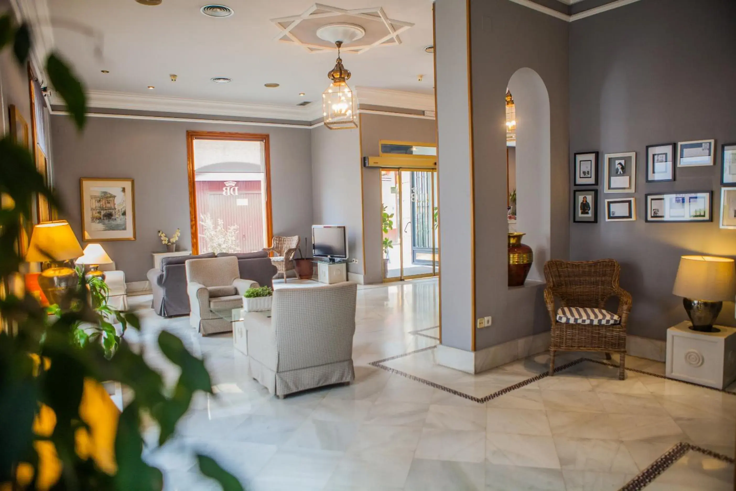 Lobby or reception in Hotel Doña Blanca Lobby or reception in Hotel Doña Blanca