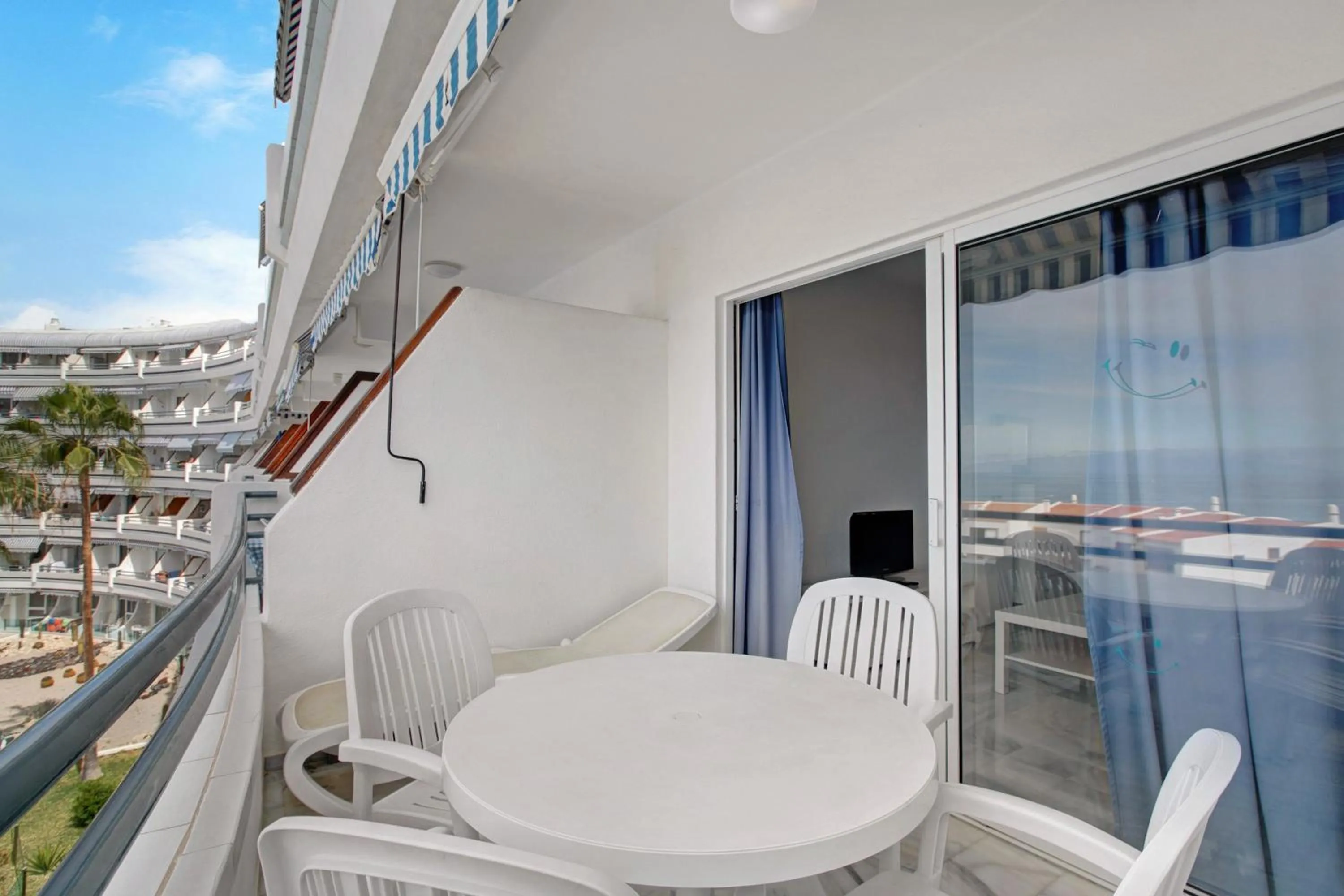 Property building in Club Atlantis 223