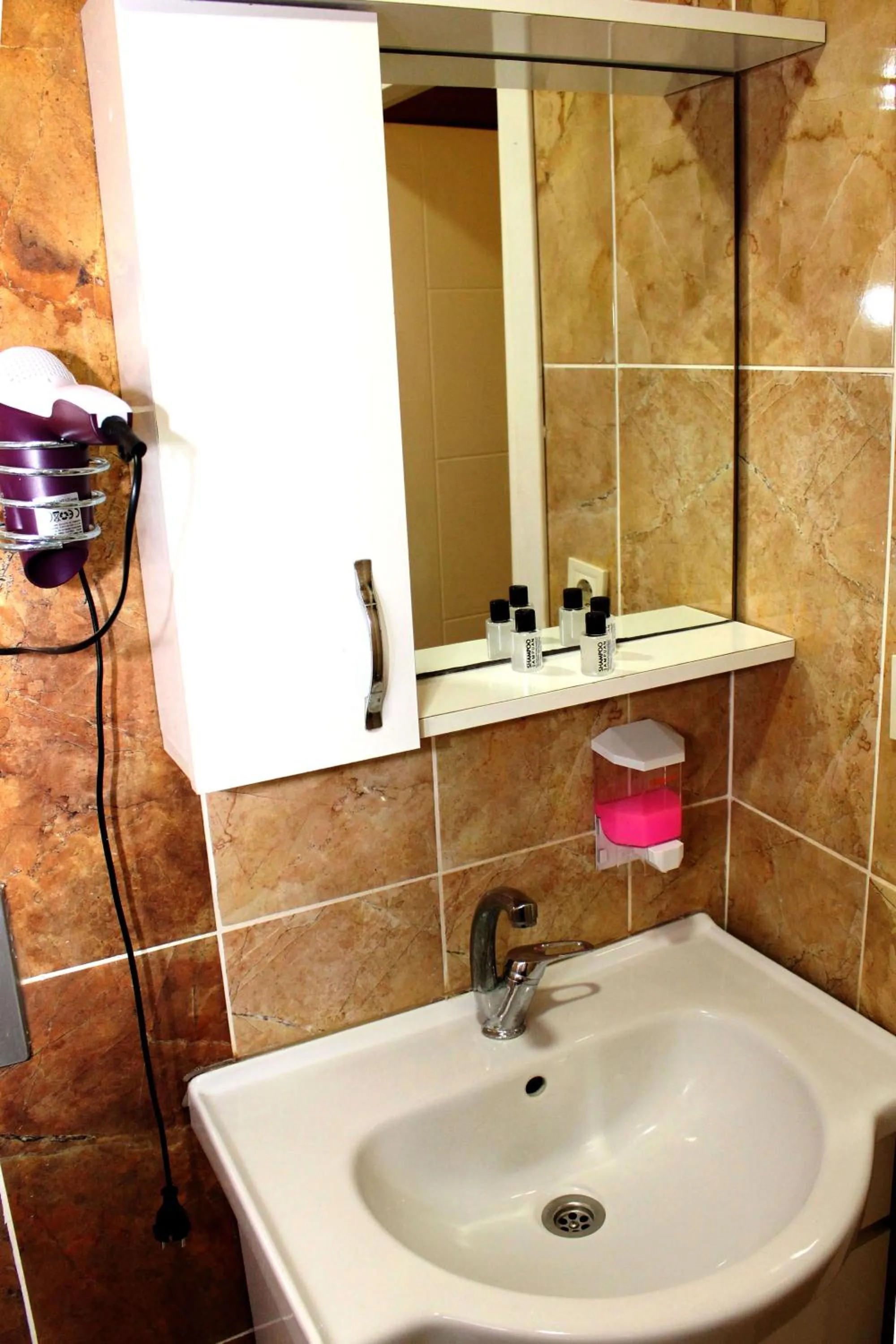 Shower in biglife hotel