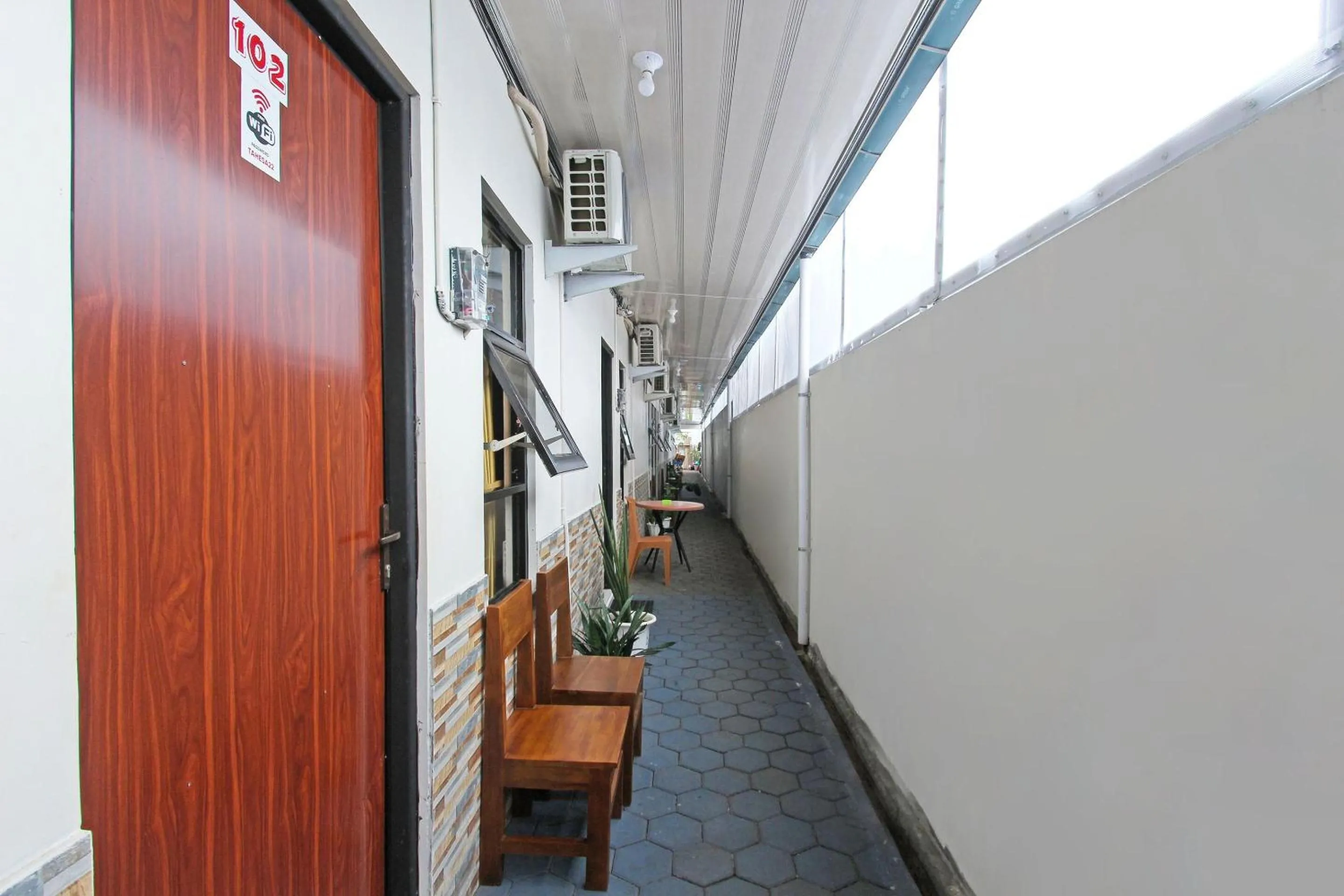 Lobby or reception in OYO 91842 Tahesa Guesthouse Syariah