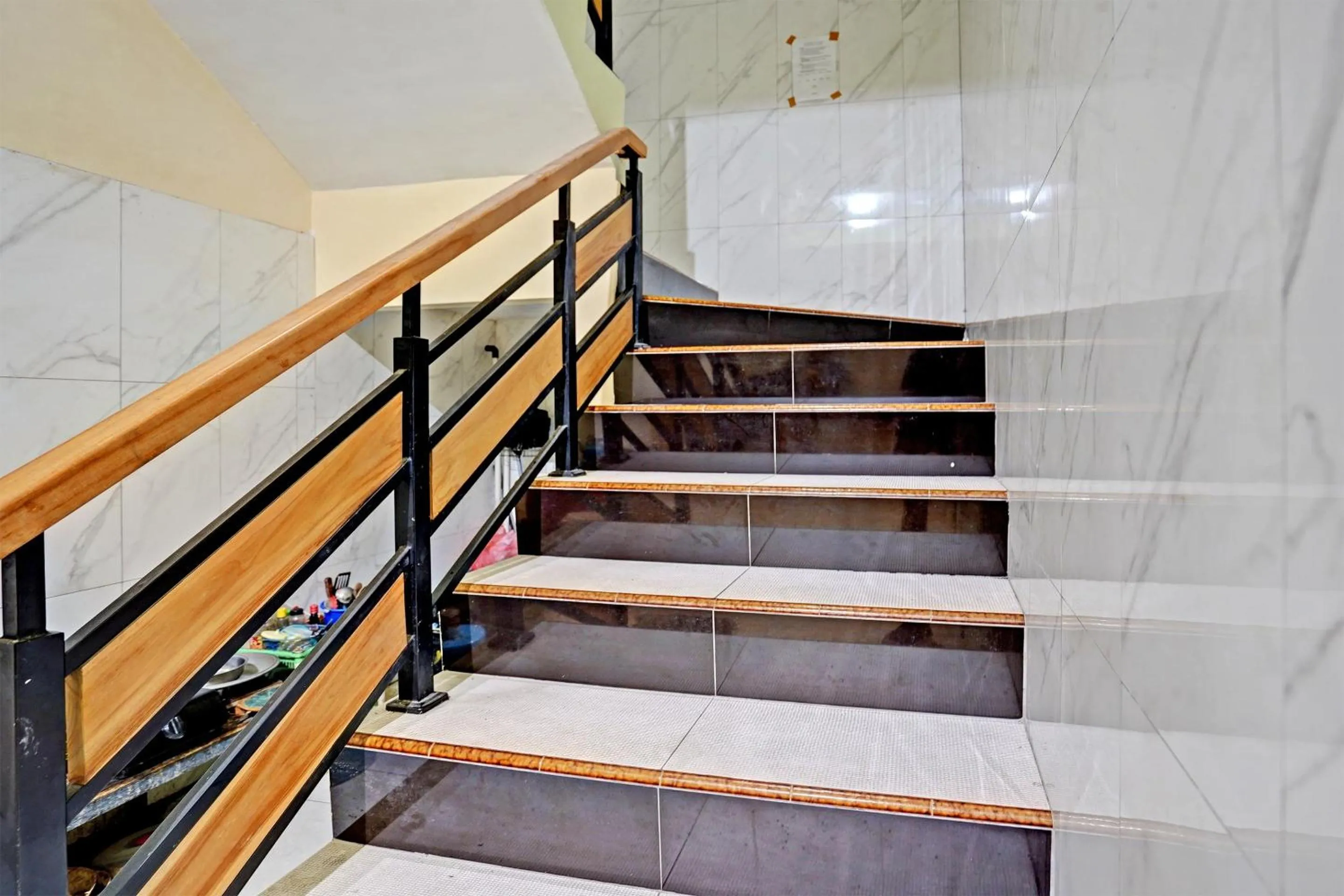 Lobby or reception in OYO Life 91884 Kost Kusuma Dewi Syariah