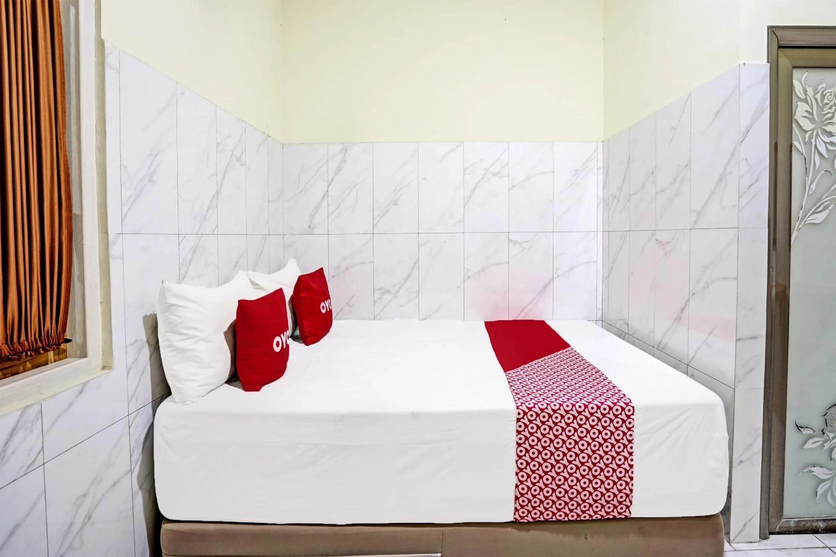 Bedroom, Bed in OYO Life 91884 Kost Kusuma Dewi Syariah