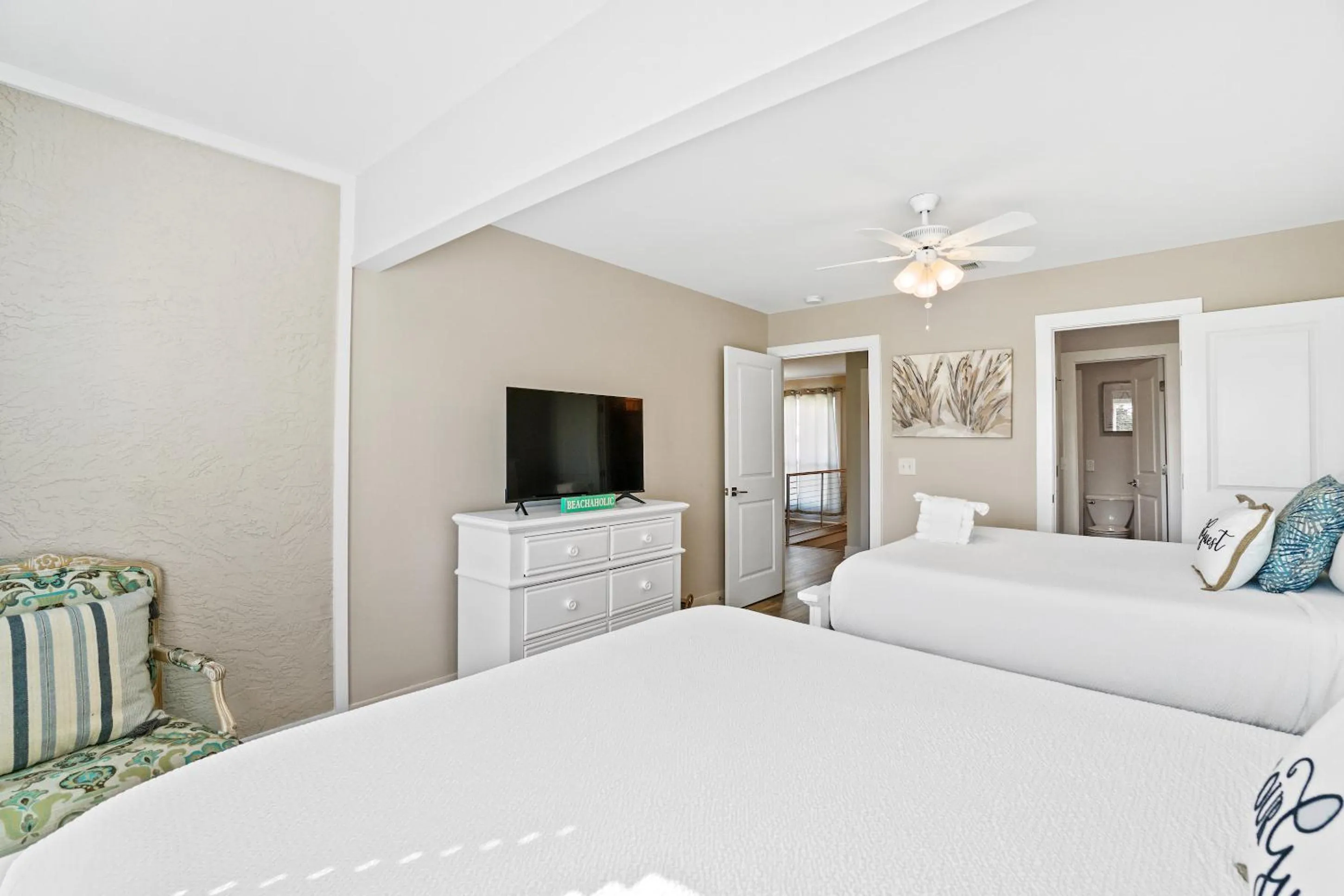 Bed in Bay Point Golf Villas by Panhandle Getaways