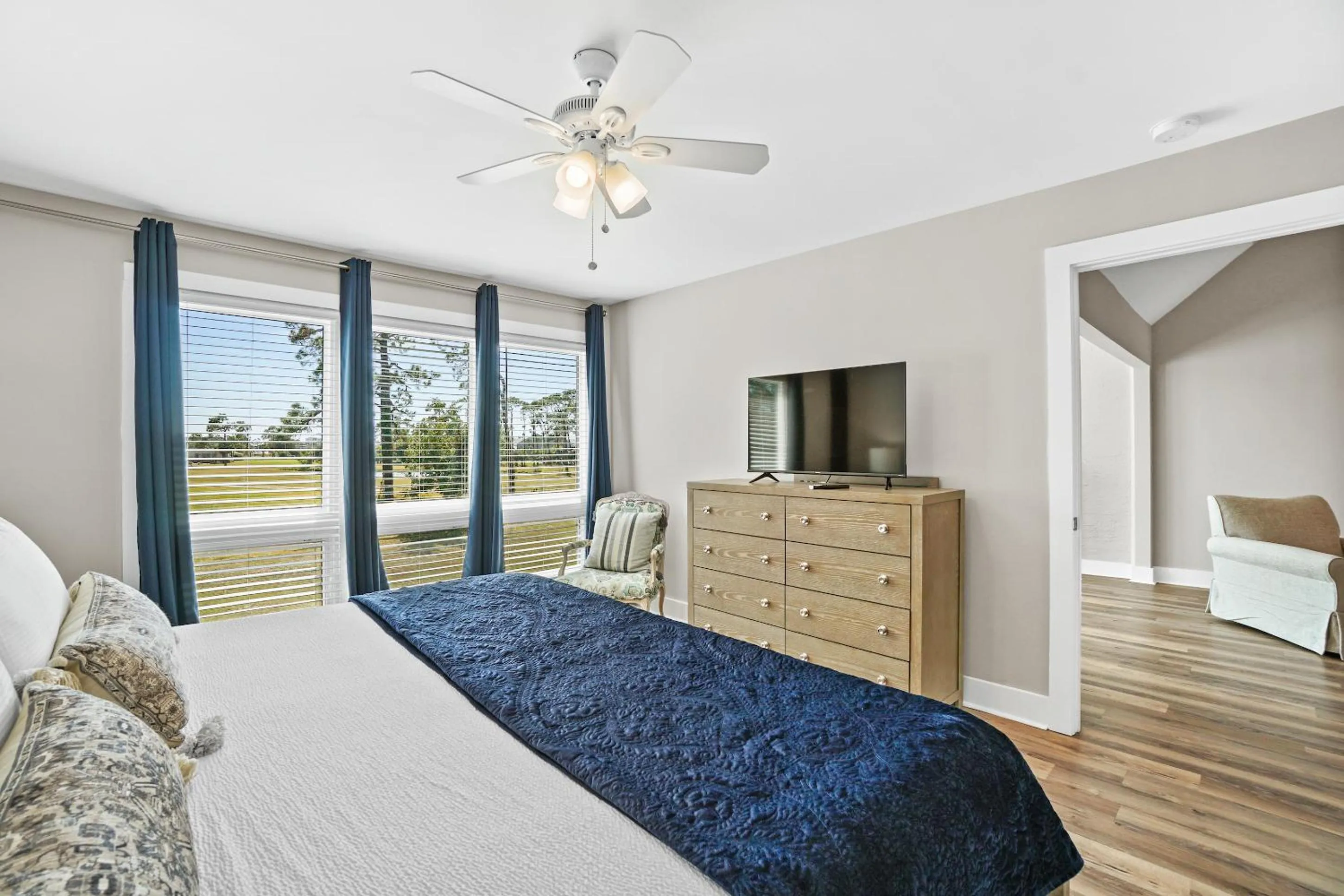 Bed in Bay Point Golf Villas by Panhandle Getaways