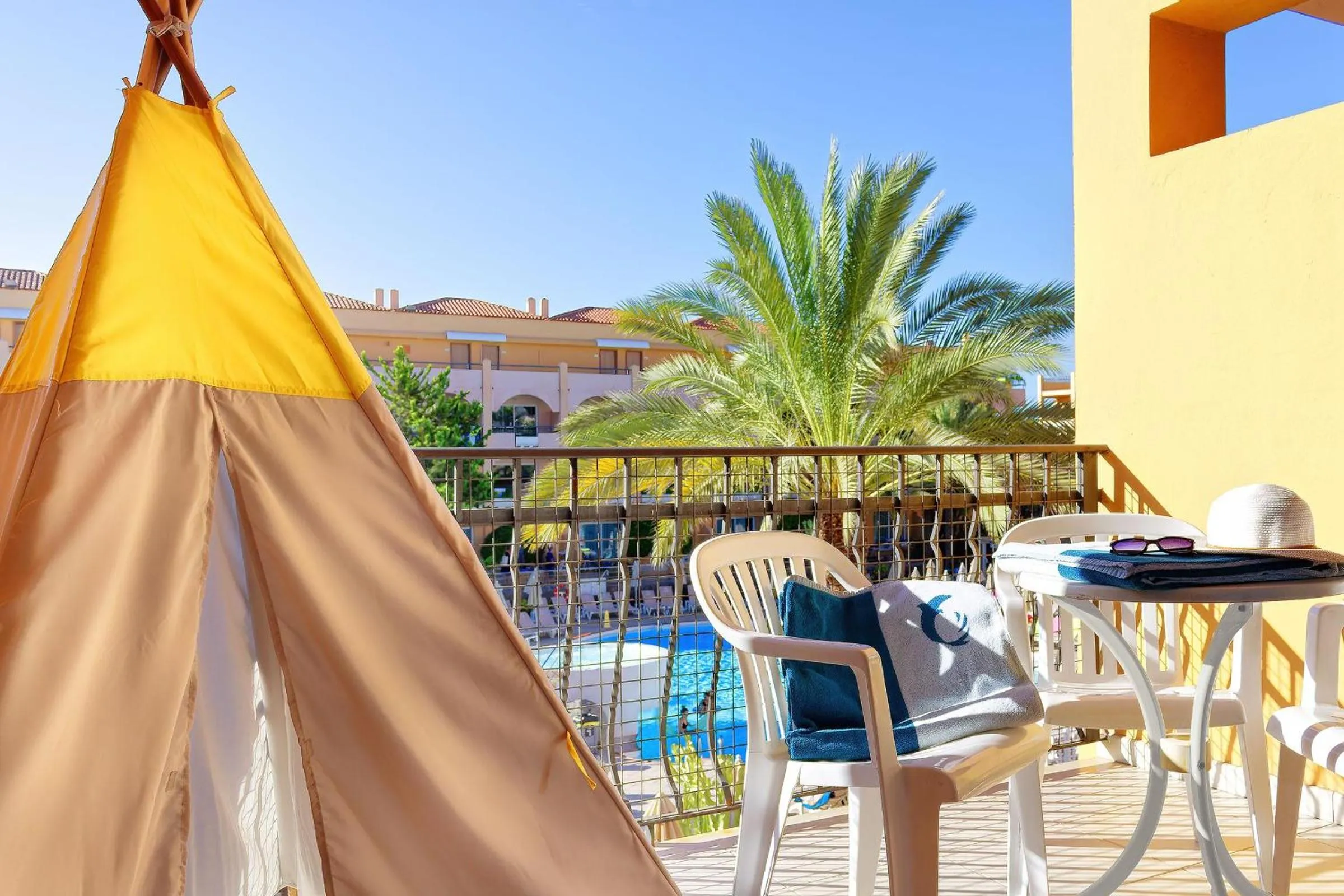 Photo of the whole room in Mirador Maspalomas by Dunas
