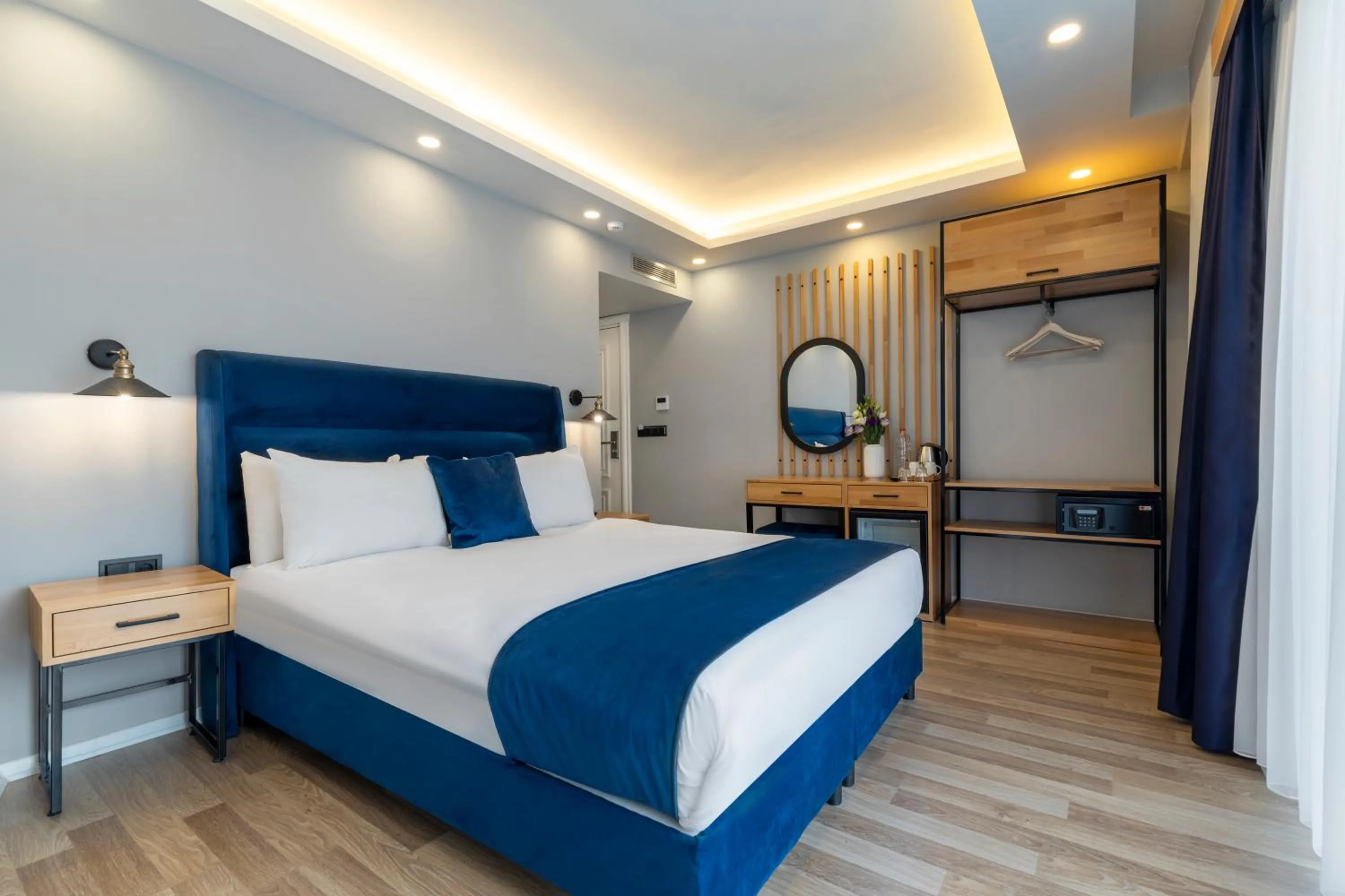 Photo of the whole room, Bed in Union Hotel Karaköy