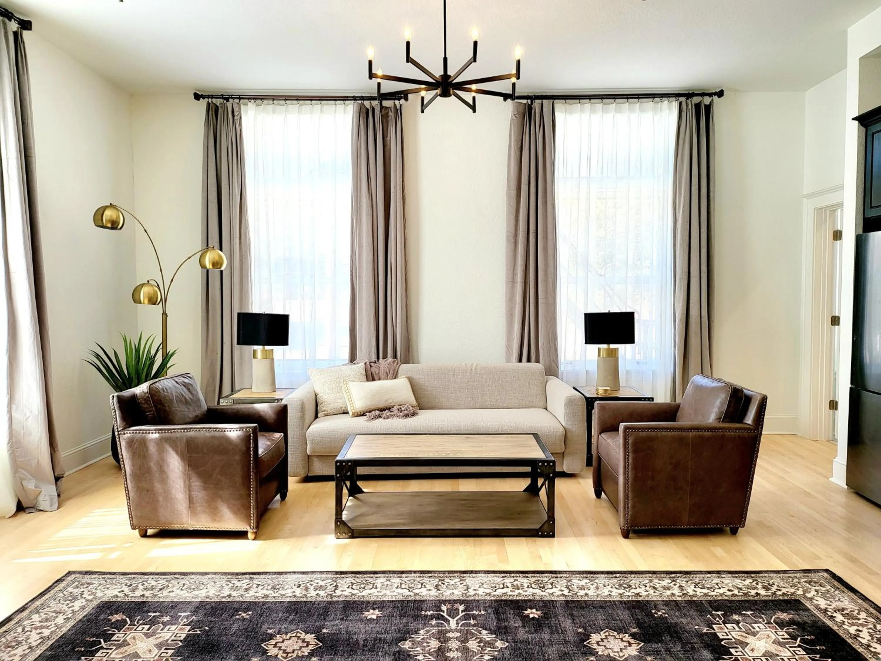 Living room in The Bank Hotel Deadwood