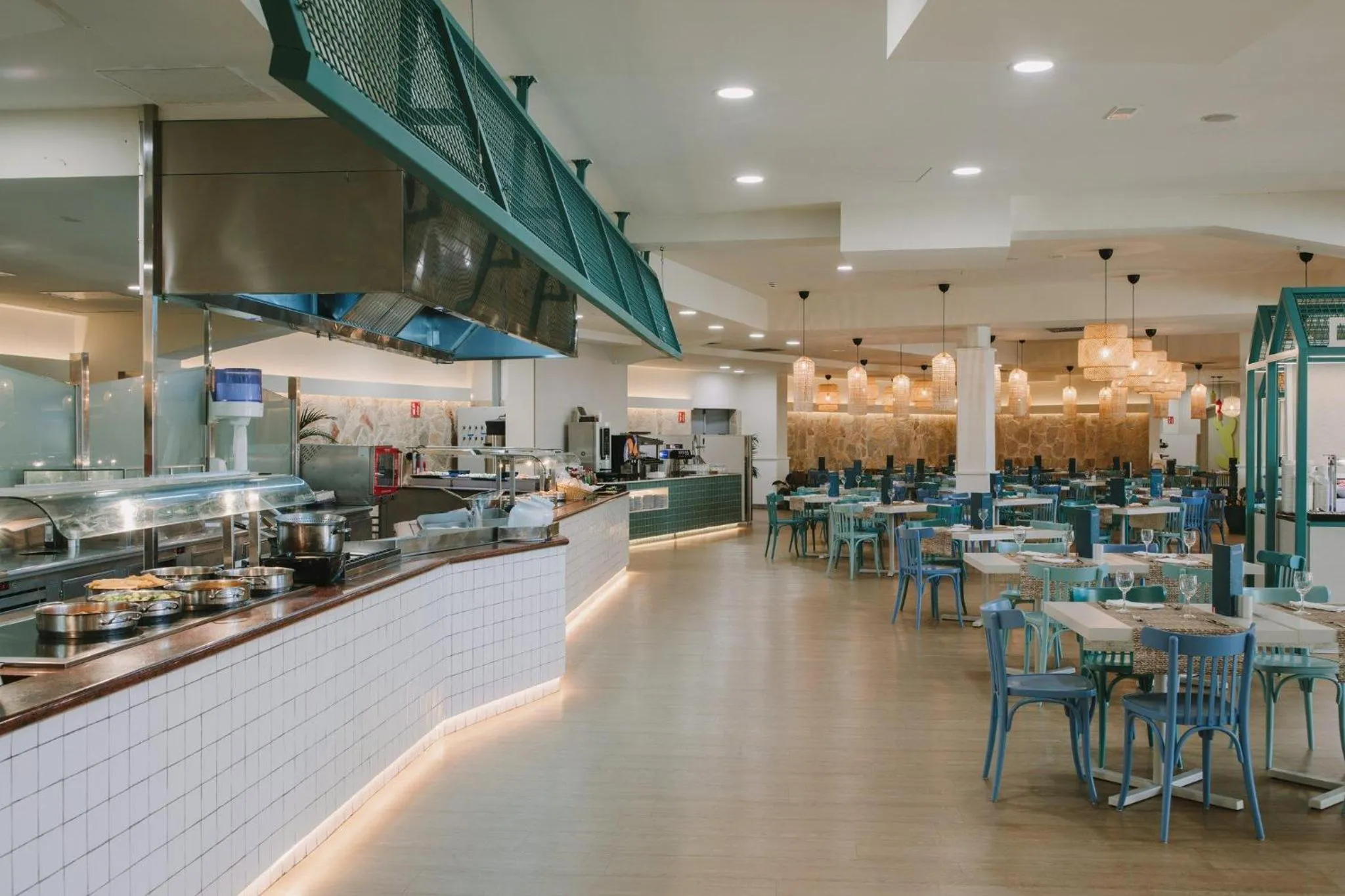 Restaurant/places to eat in Suites & Villas by Dunas