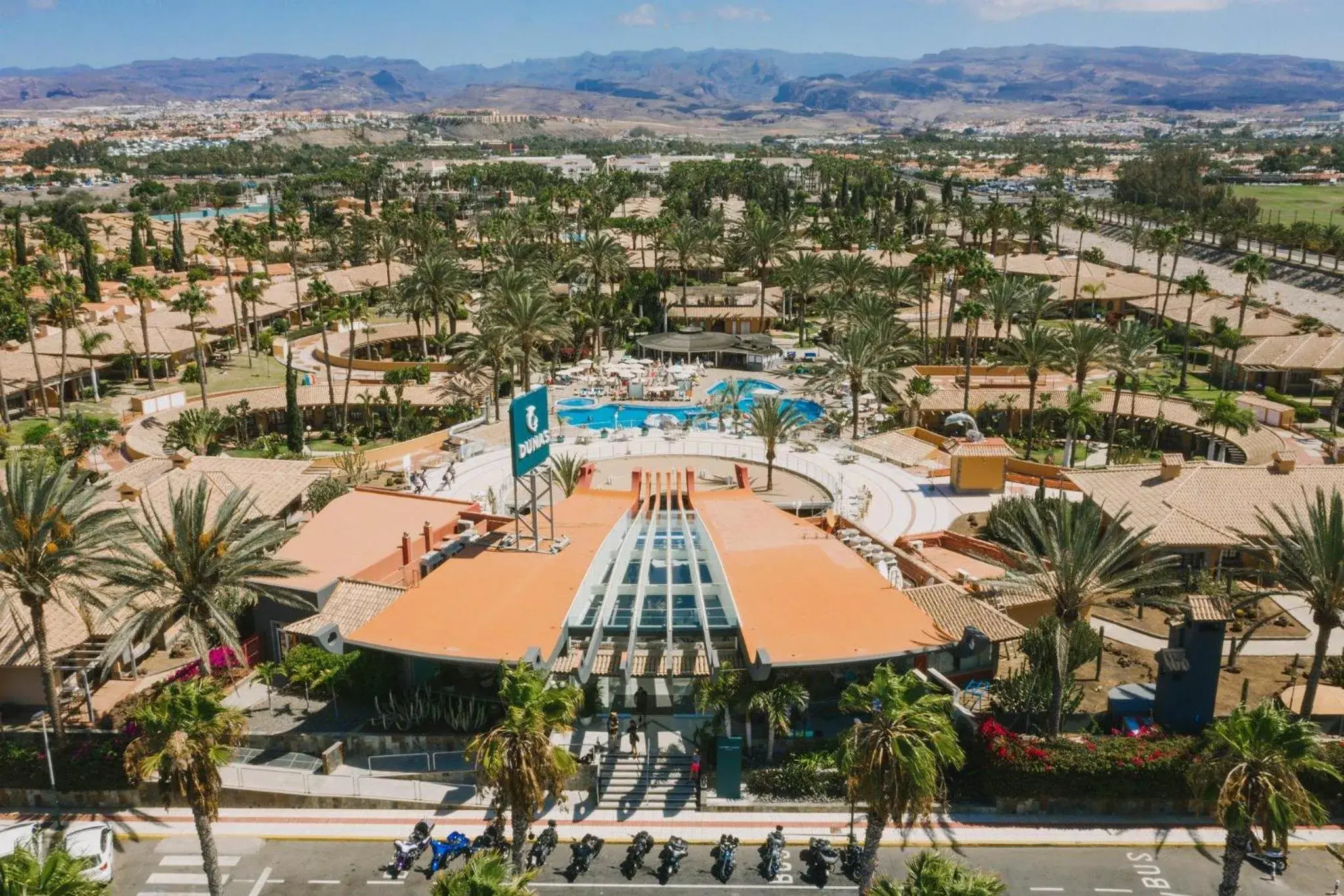 Property building in Suites & Villas by Dunas Property building in Suites & Villas by Dunas