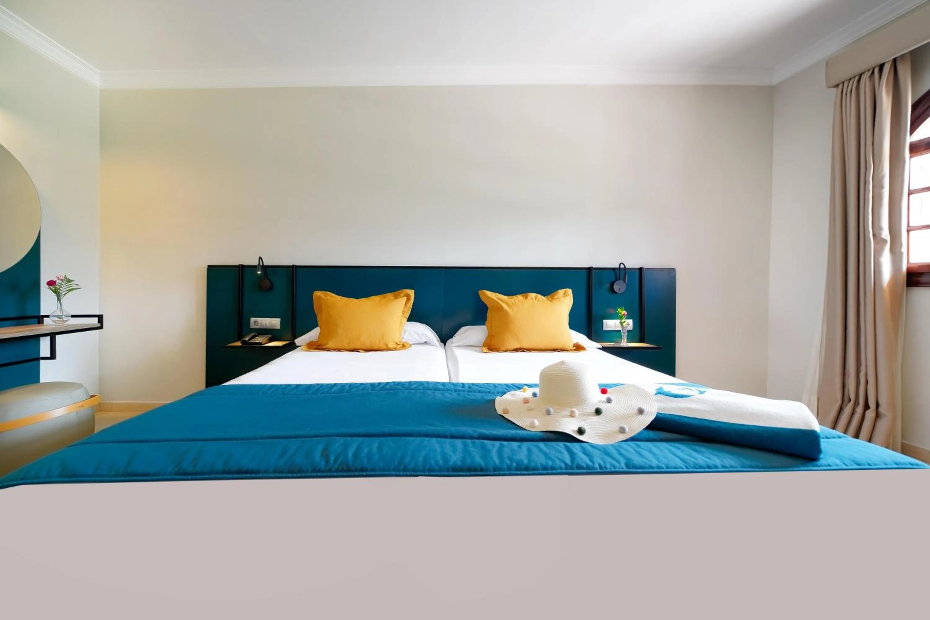 Photo of the whole room, Bed in Suites & Villas by Dunas