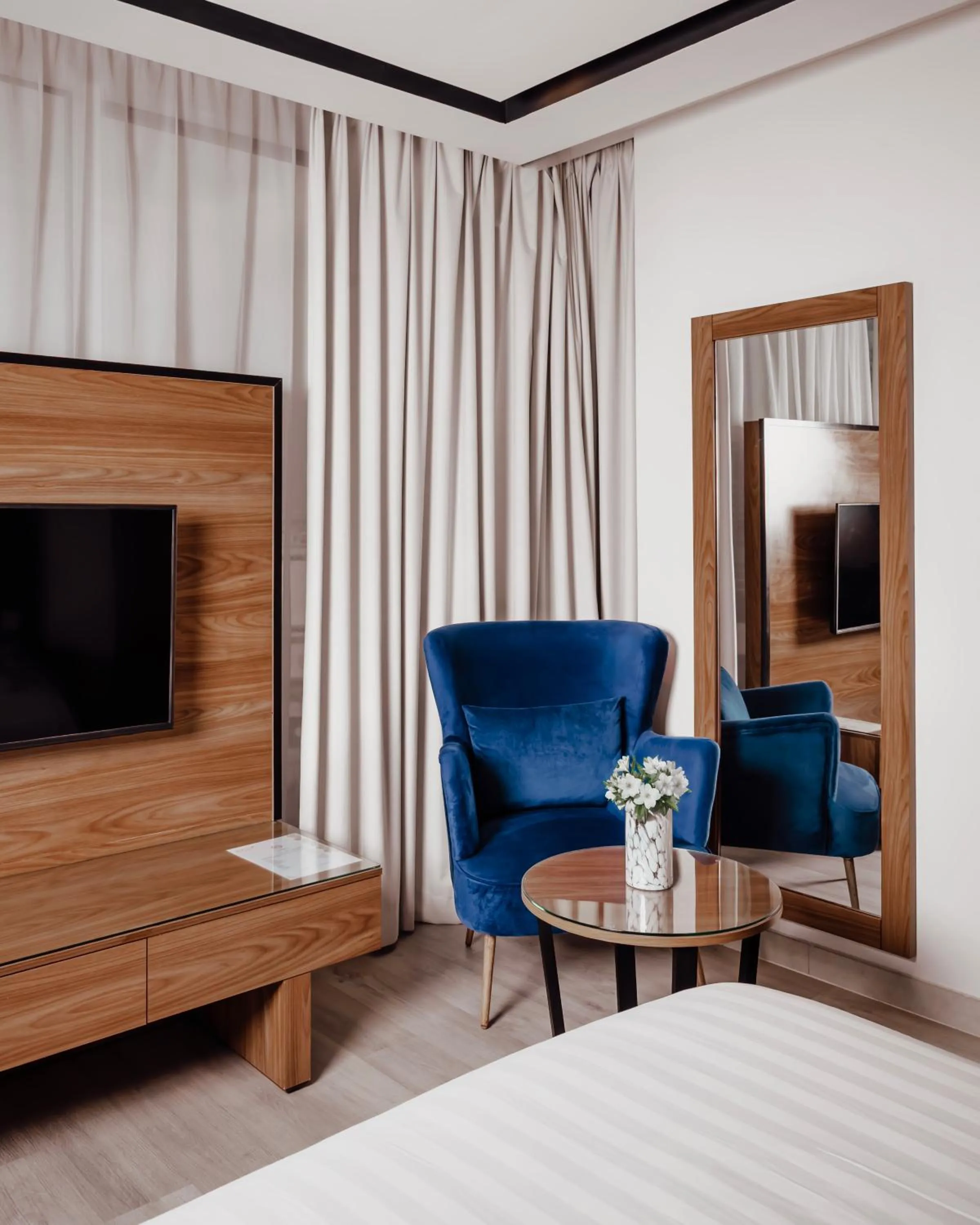 Seating area, Bed in Villa Misk Alkhobar