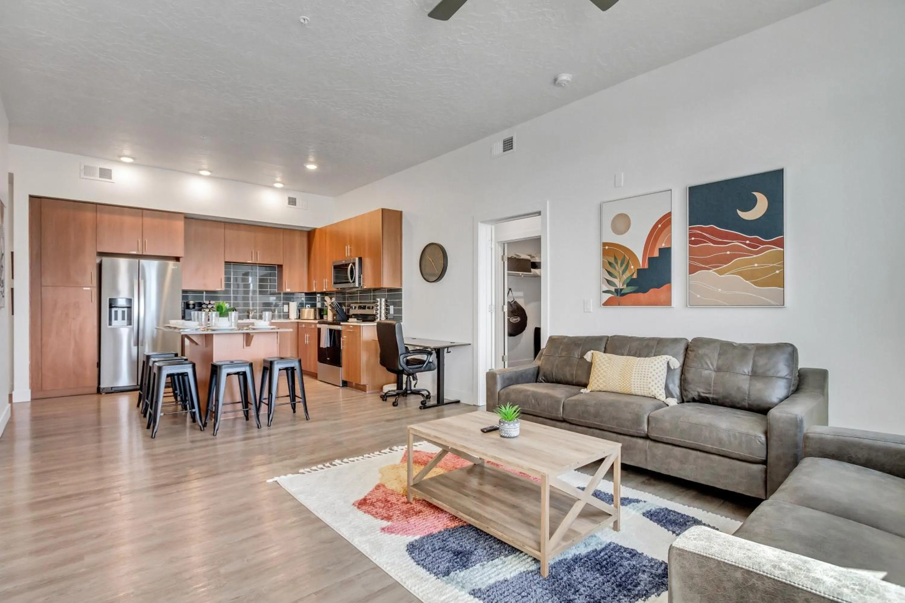 Kitchen or kitchenette in The Heights by Cloud Dream Homes