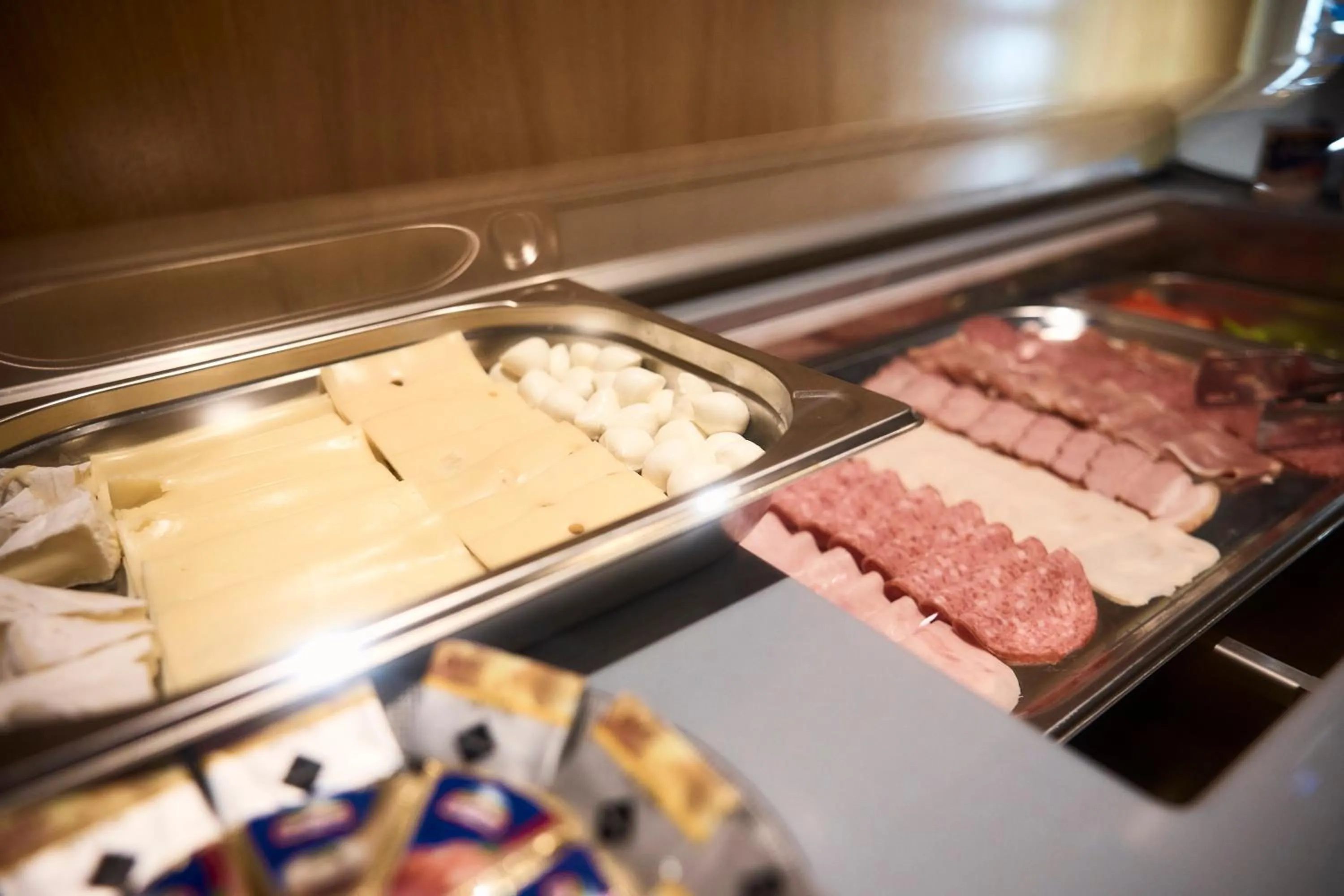 Breakfast in HOTEL VIENA