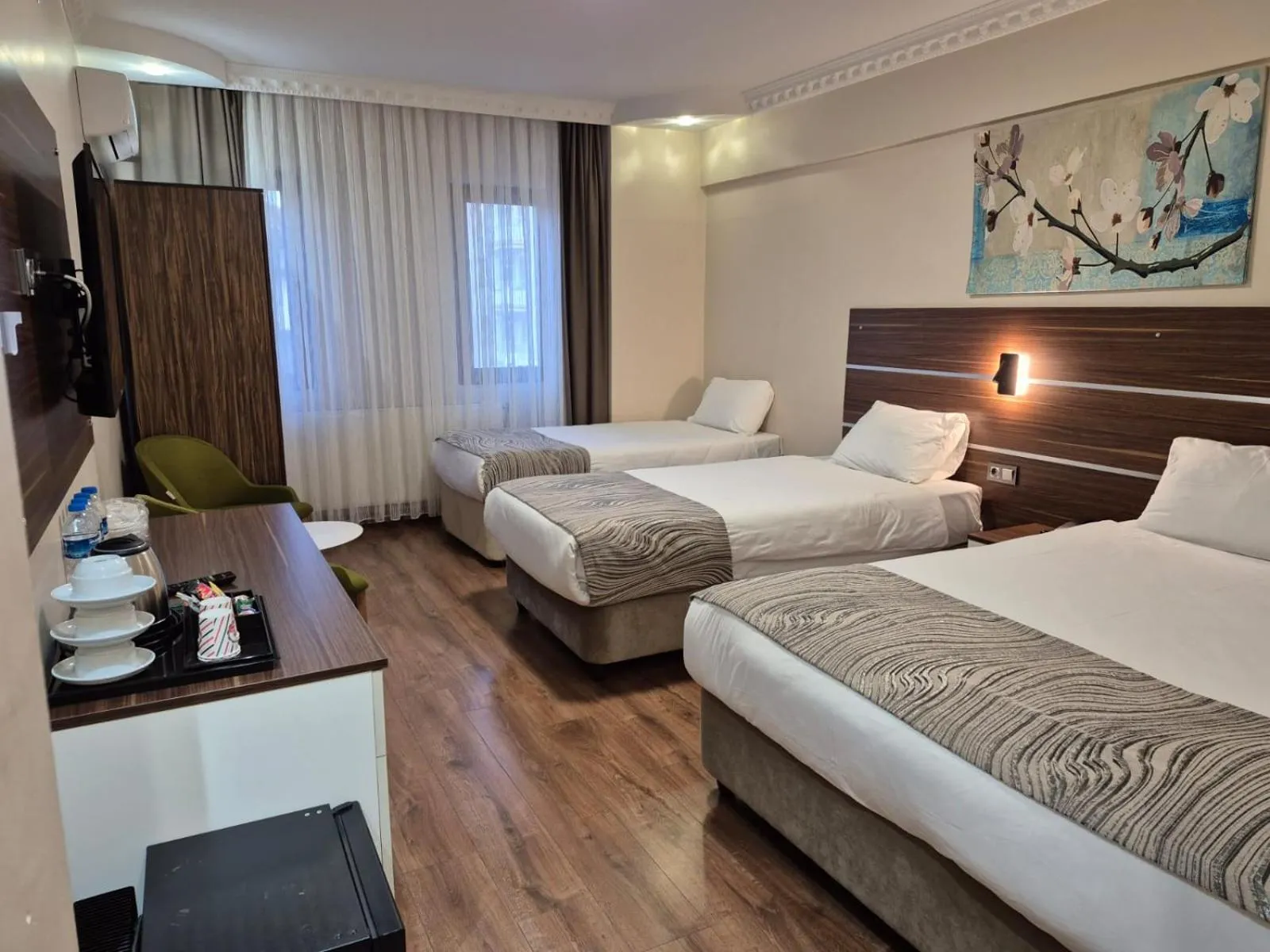 Bed in BEYAZ İNCİ OTEL