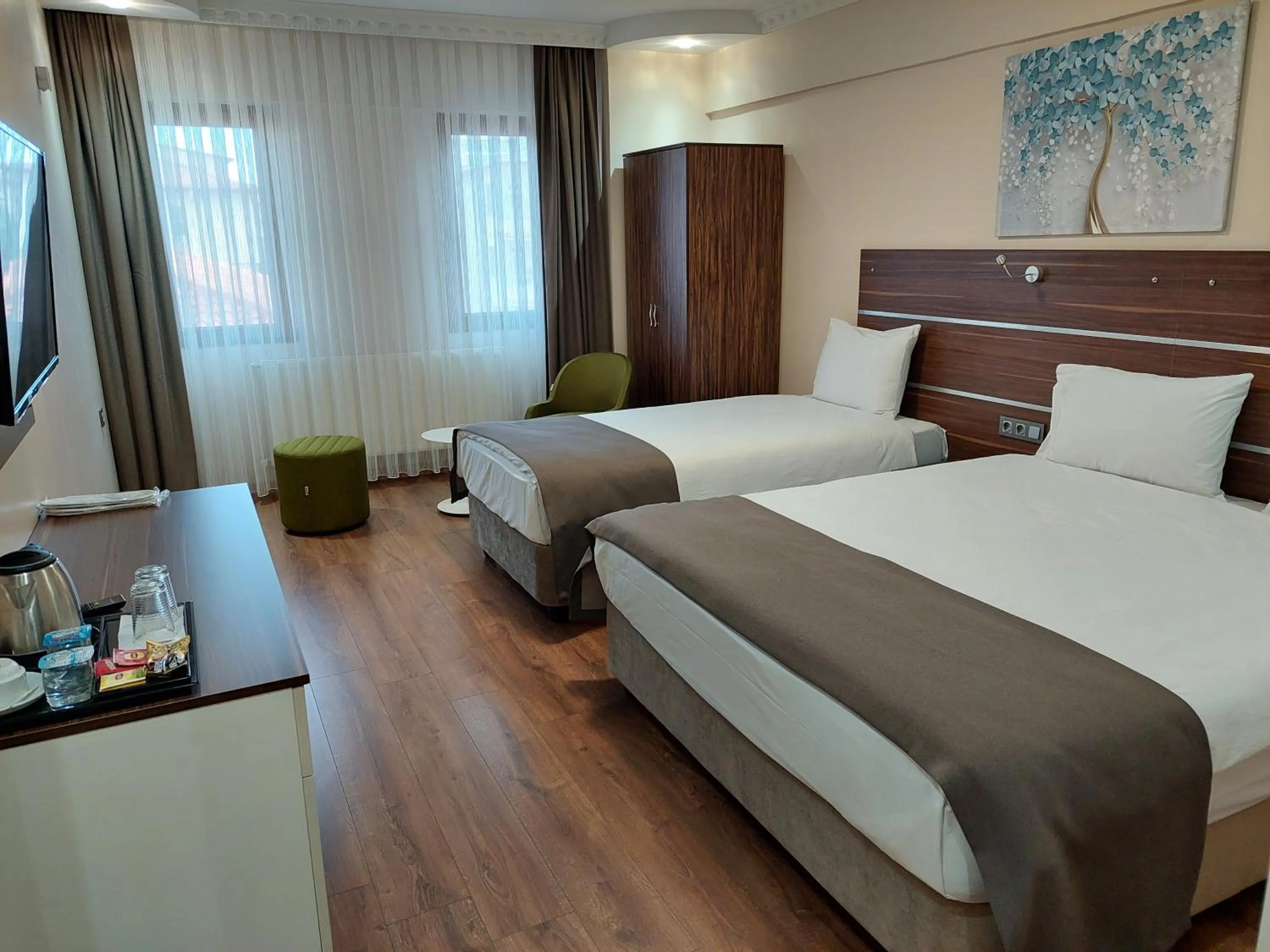 Bed in BEYAZ İNCİ OTEL