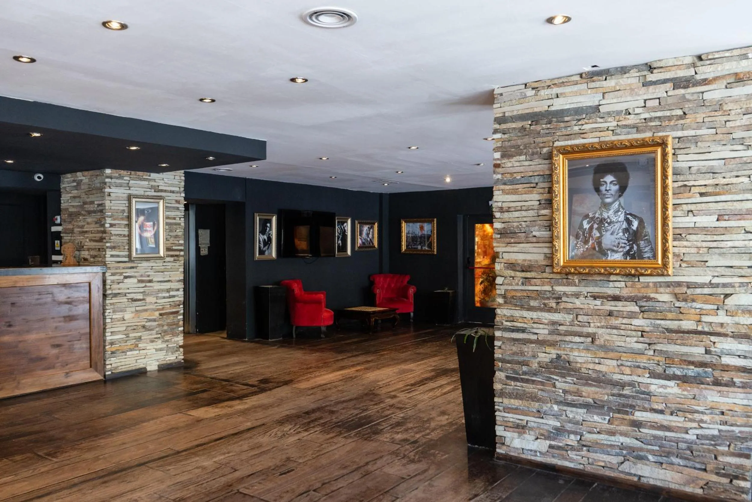 Lobby or reception in Hotel Park Bariloche