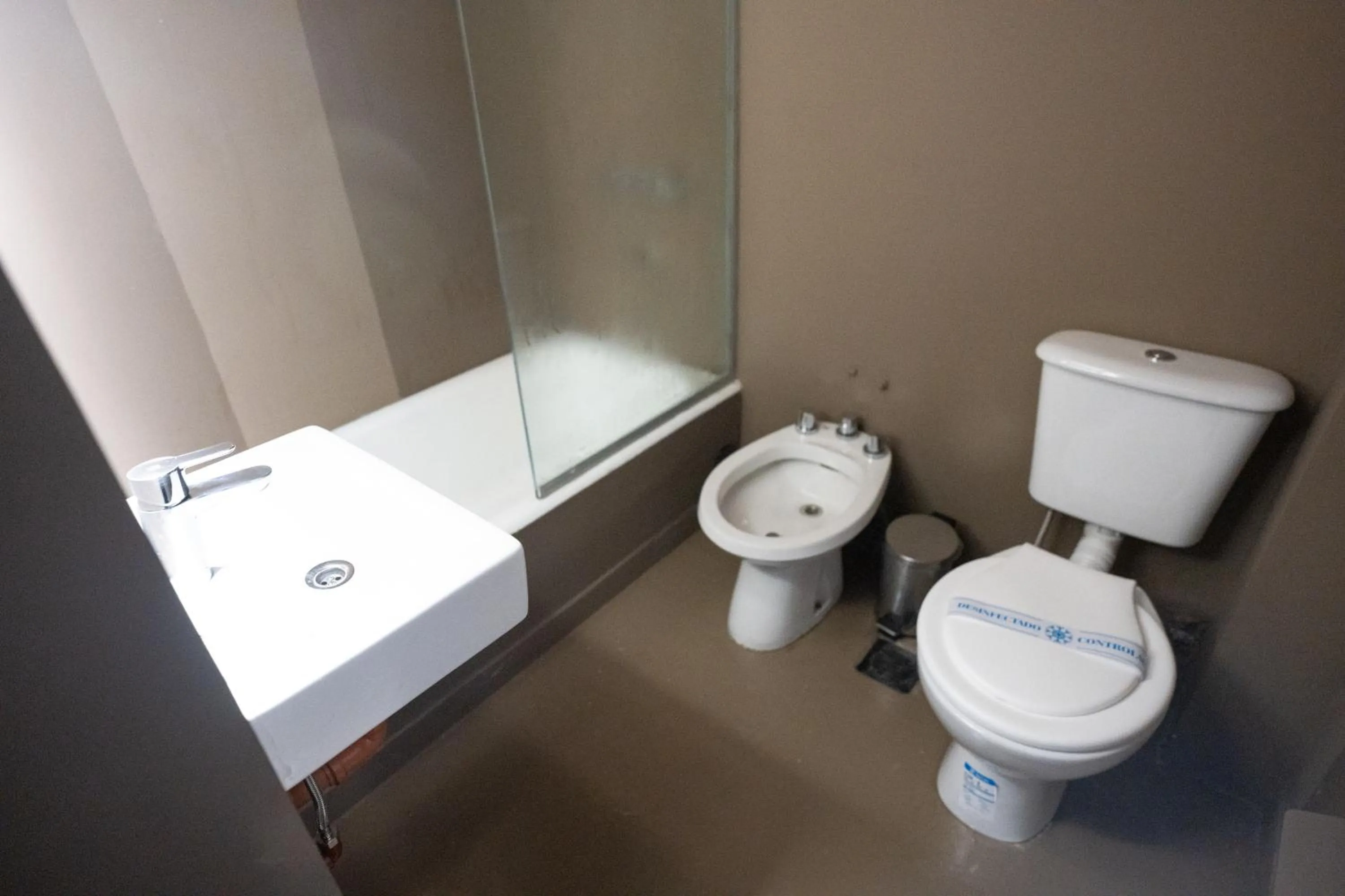 Toilet in Hotel Park Bariloche