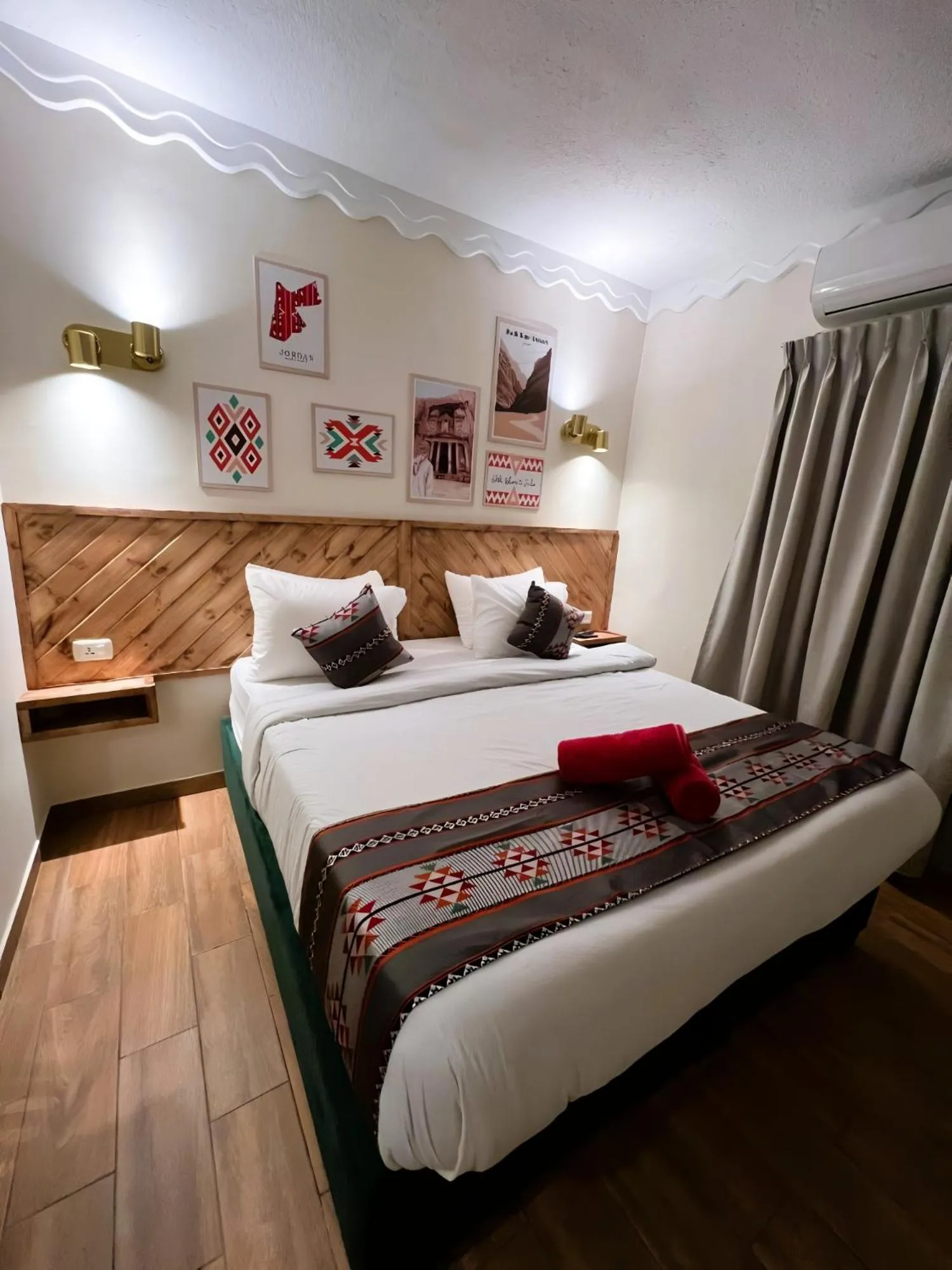 Bed in Sandra Hotel