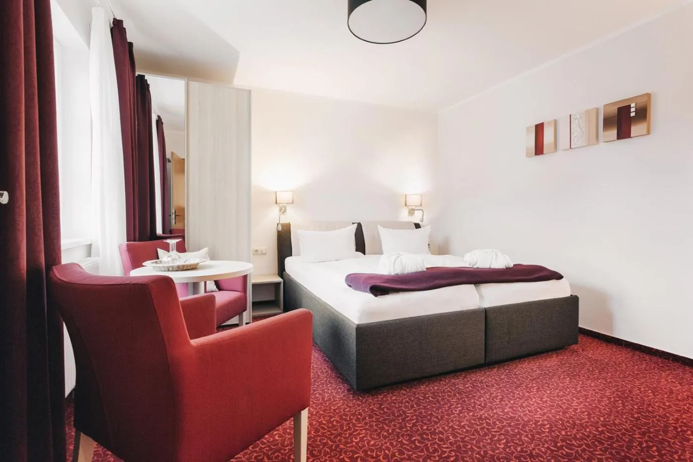 Seating area, Bed in Laasenhof