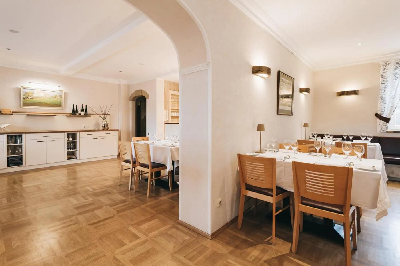 Restaurant/places to eat in Laasenhof