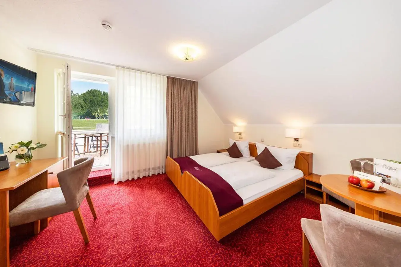 Deluxe Double Room with Balcony in Laasenhof Deluxe Double Room with Balcony in Laasenhof